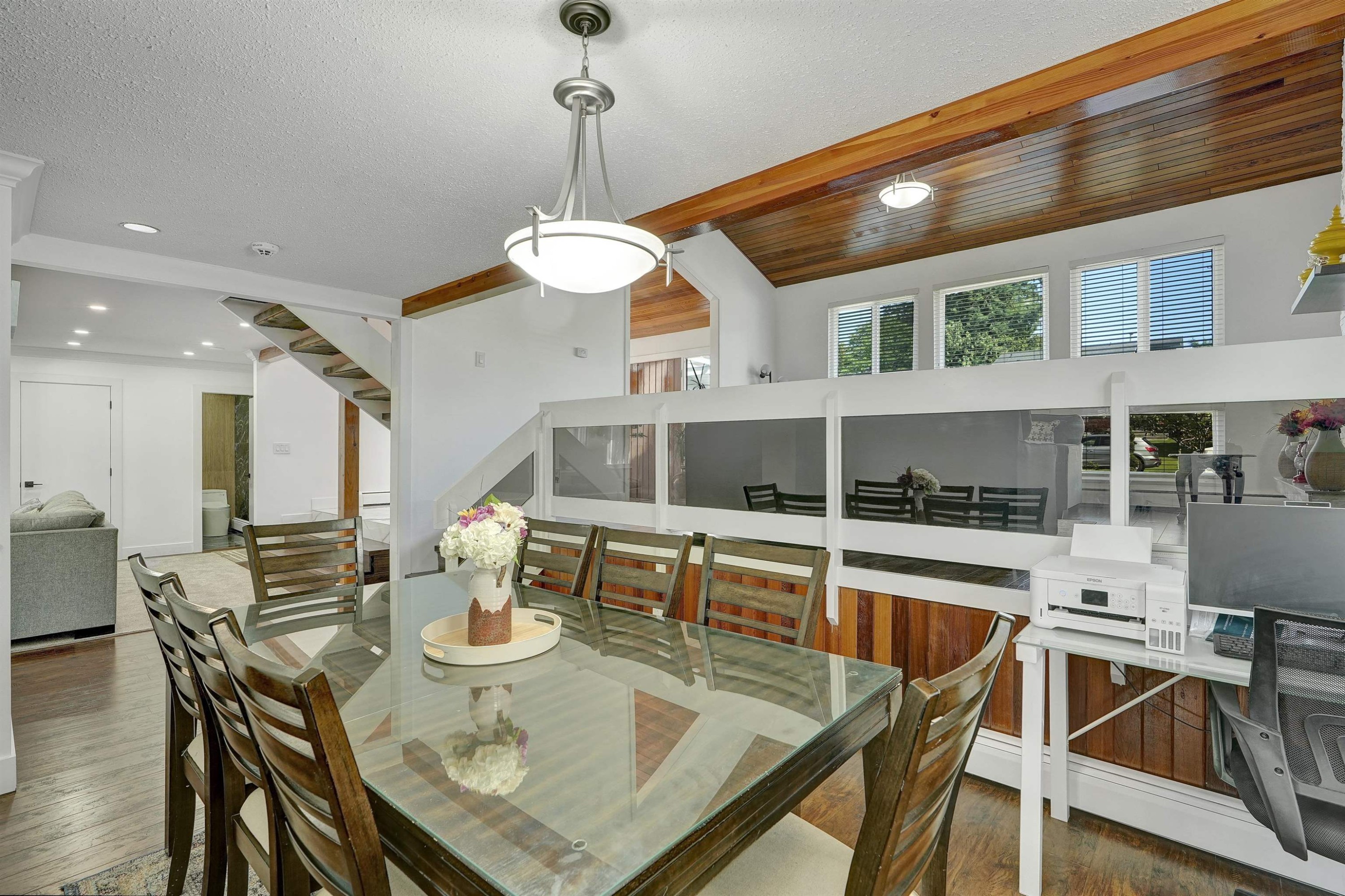 









6875


Rockford

Place,
Delta,




BC
V4E 2S5

