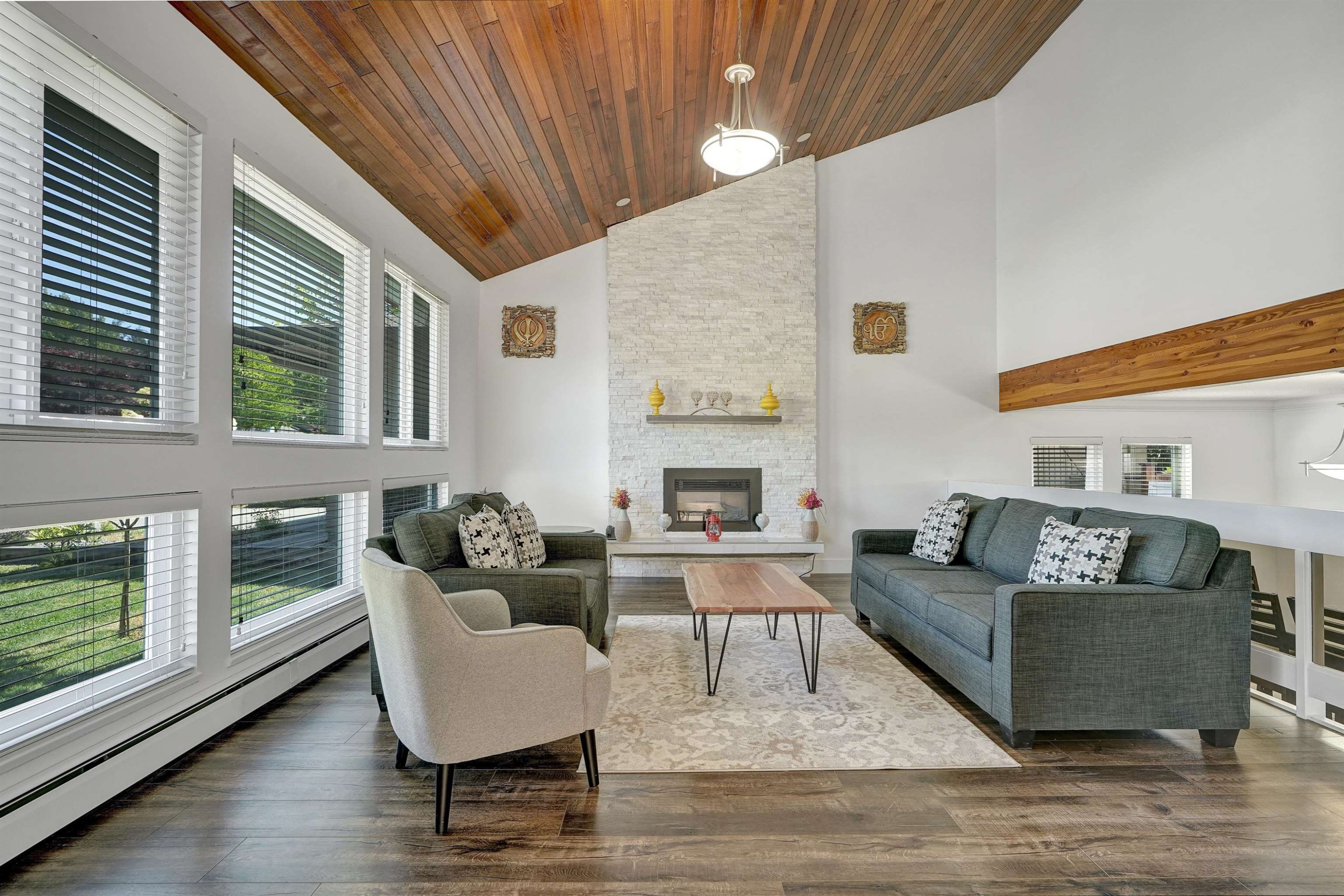 









6875


Rockford

Place,
Delta,




BC
V4E 2S5

