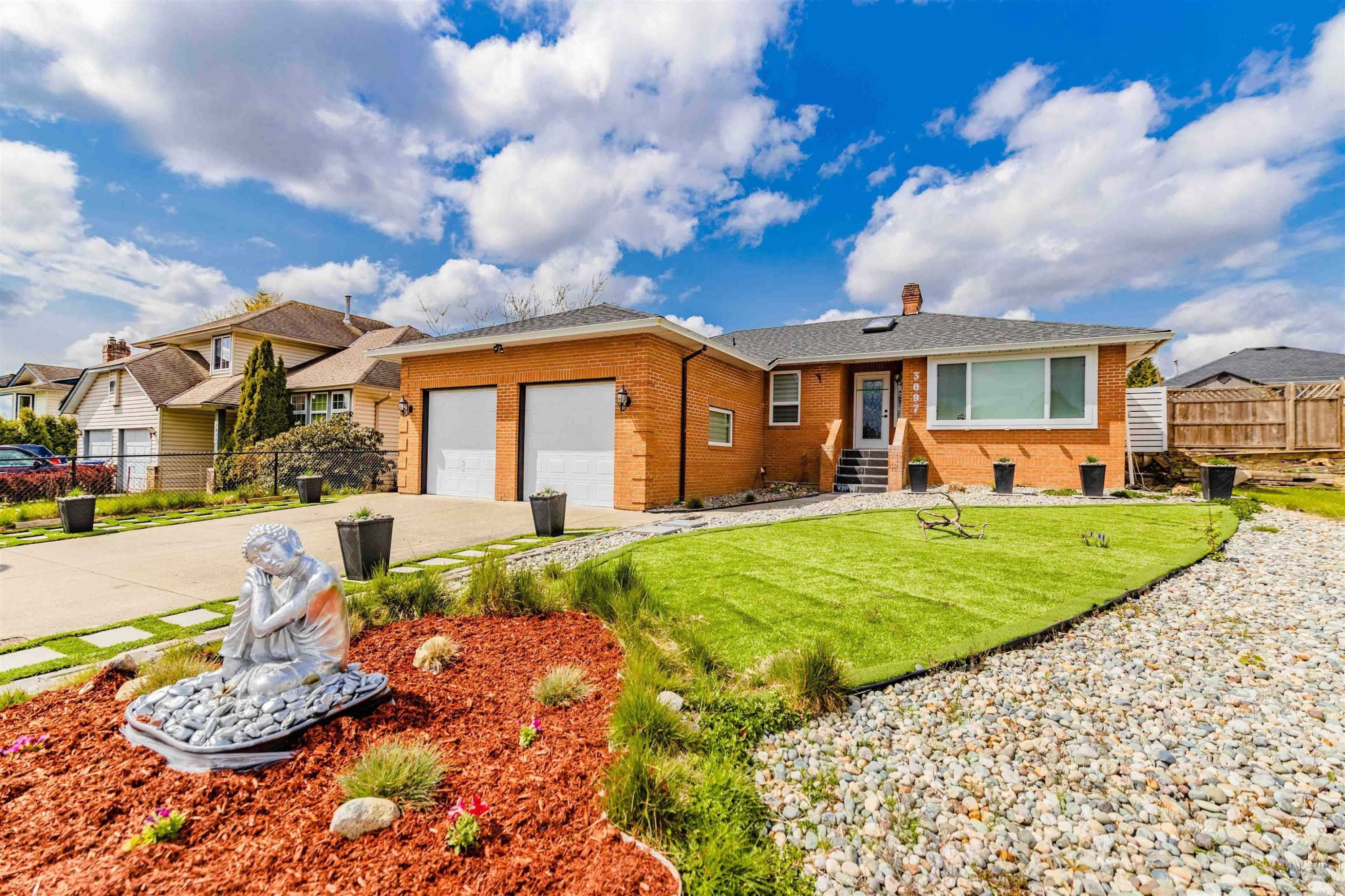 









3097


Goldfinch

Street,
Abbotsford,




BC
V2T 5J4

