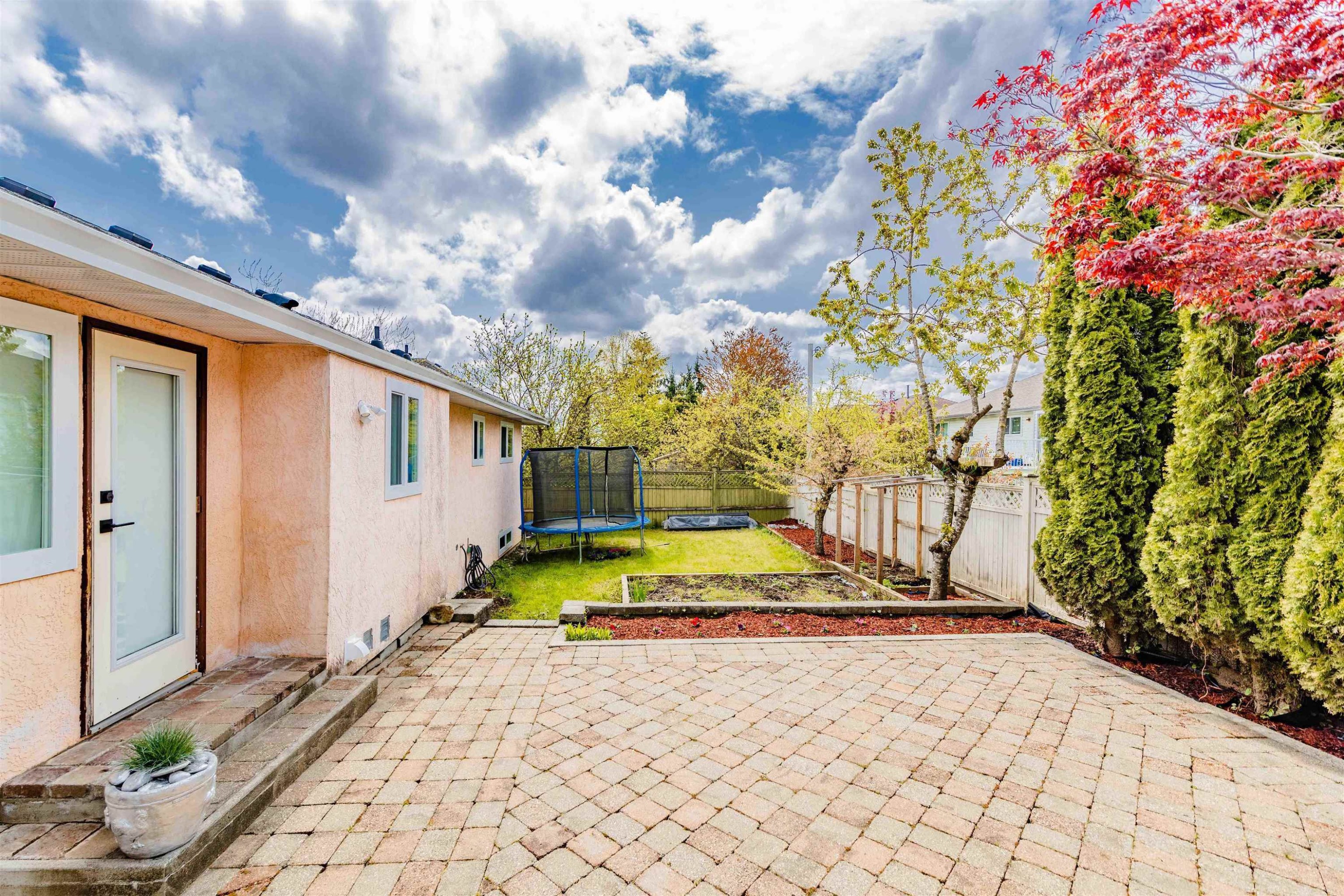 









3097


Goldfinch

Street,
Abbotsford,




BC
V2T 5J4

