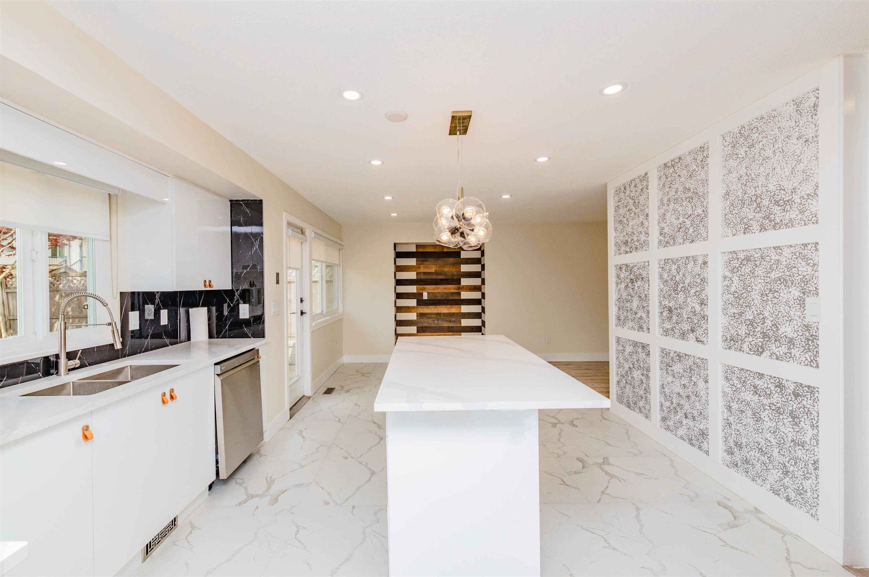 









3097


Goldfinch

Street,
Abbotsford,




BC
V2T 5J4

