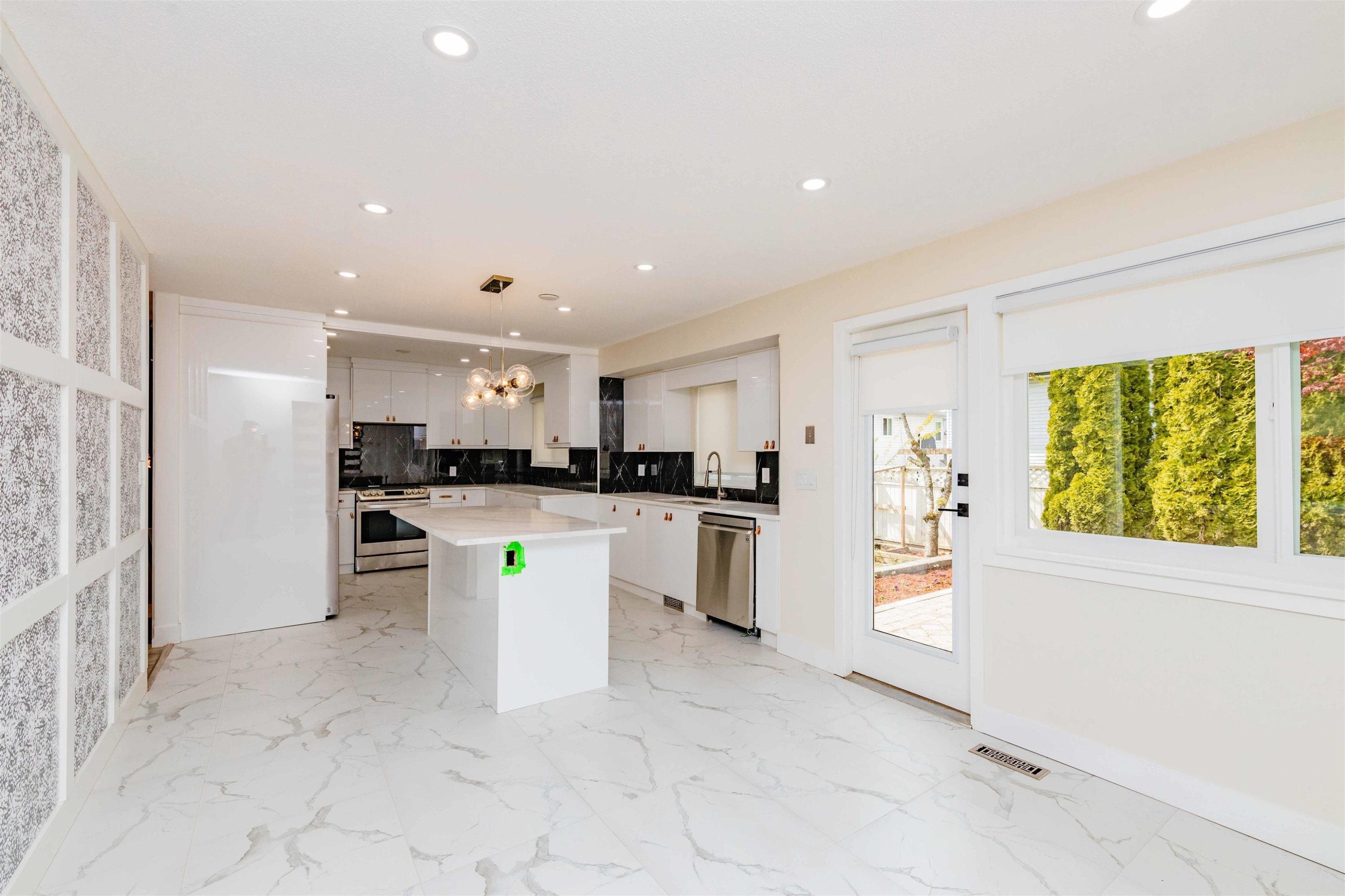 









3097


Goldfinch

Street,
Abbotsford,




BC
V2T 5J4

