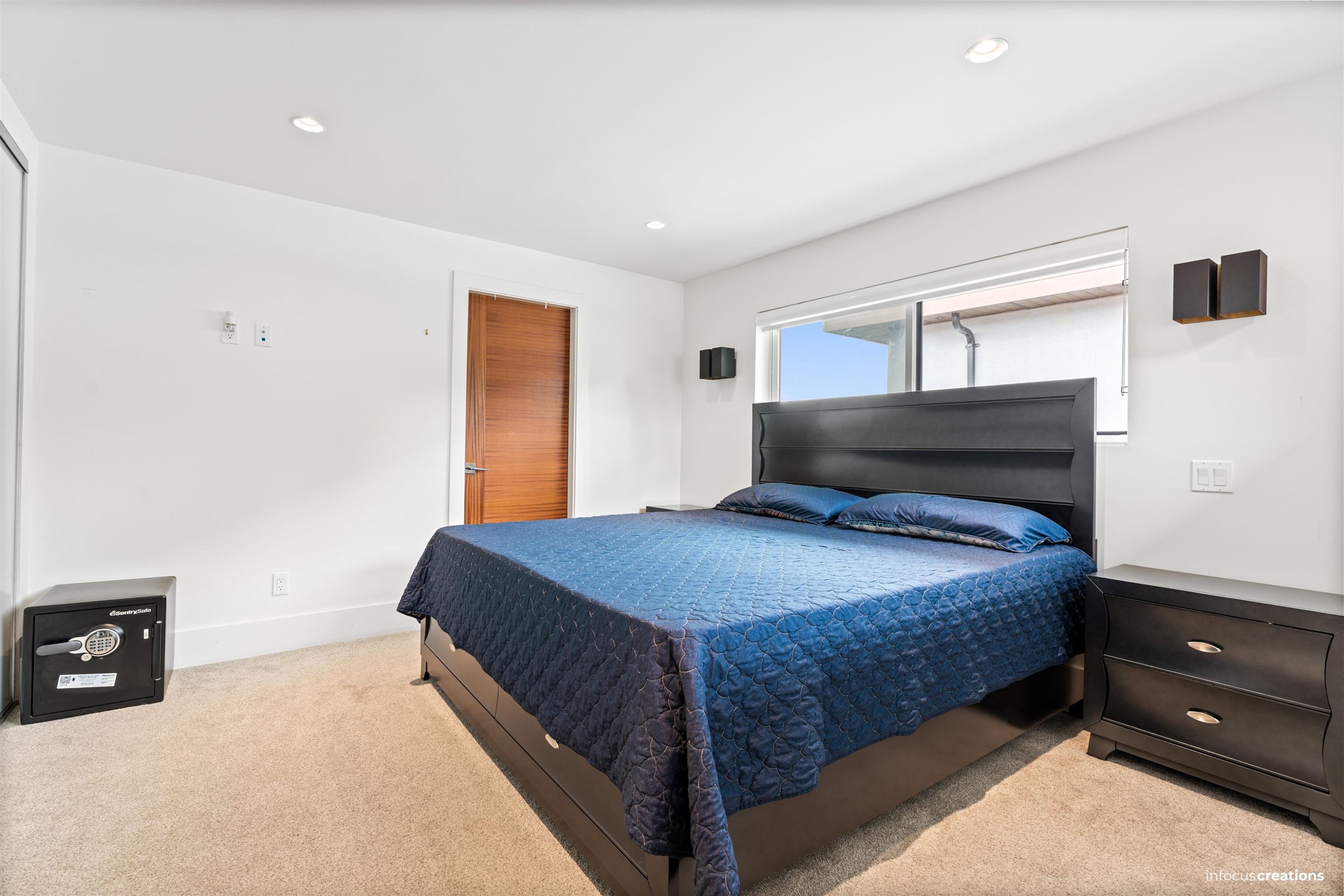 









10078


Mary

Drive,
Surrey,




BC
V3V 3B7

