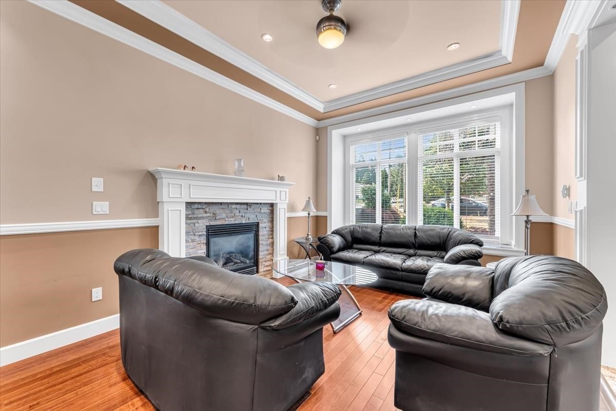 









11655


72

Avenue,
Delta,




BC
V4E 1Z2

