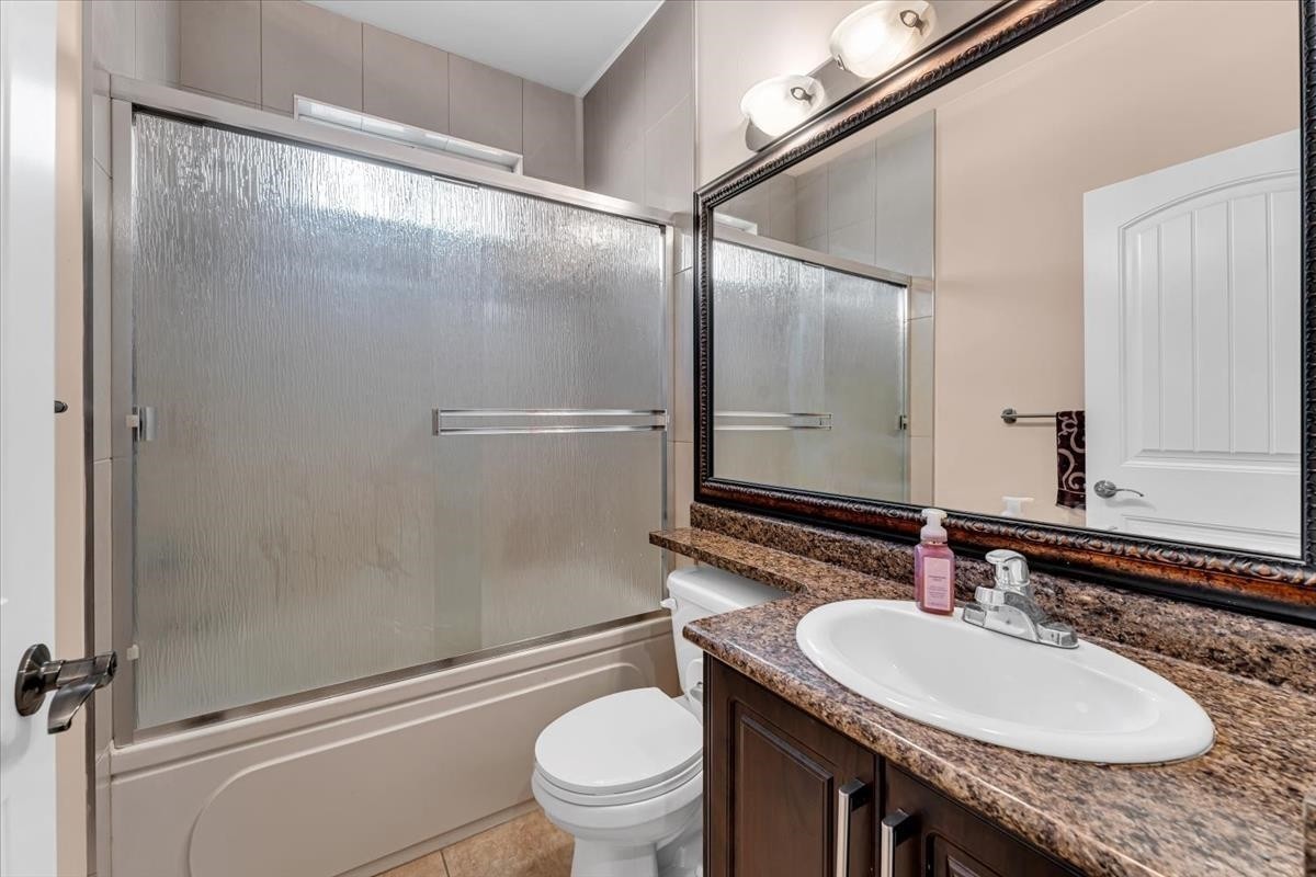 









11655


72

Avenue,
Delta,




BC
V4E 1Z2

