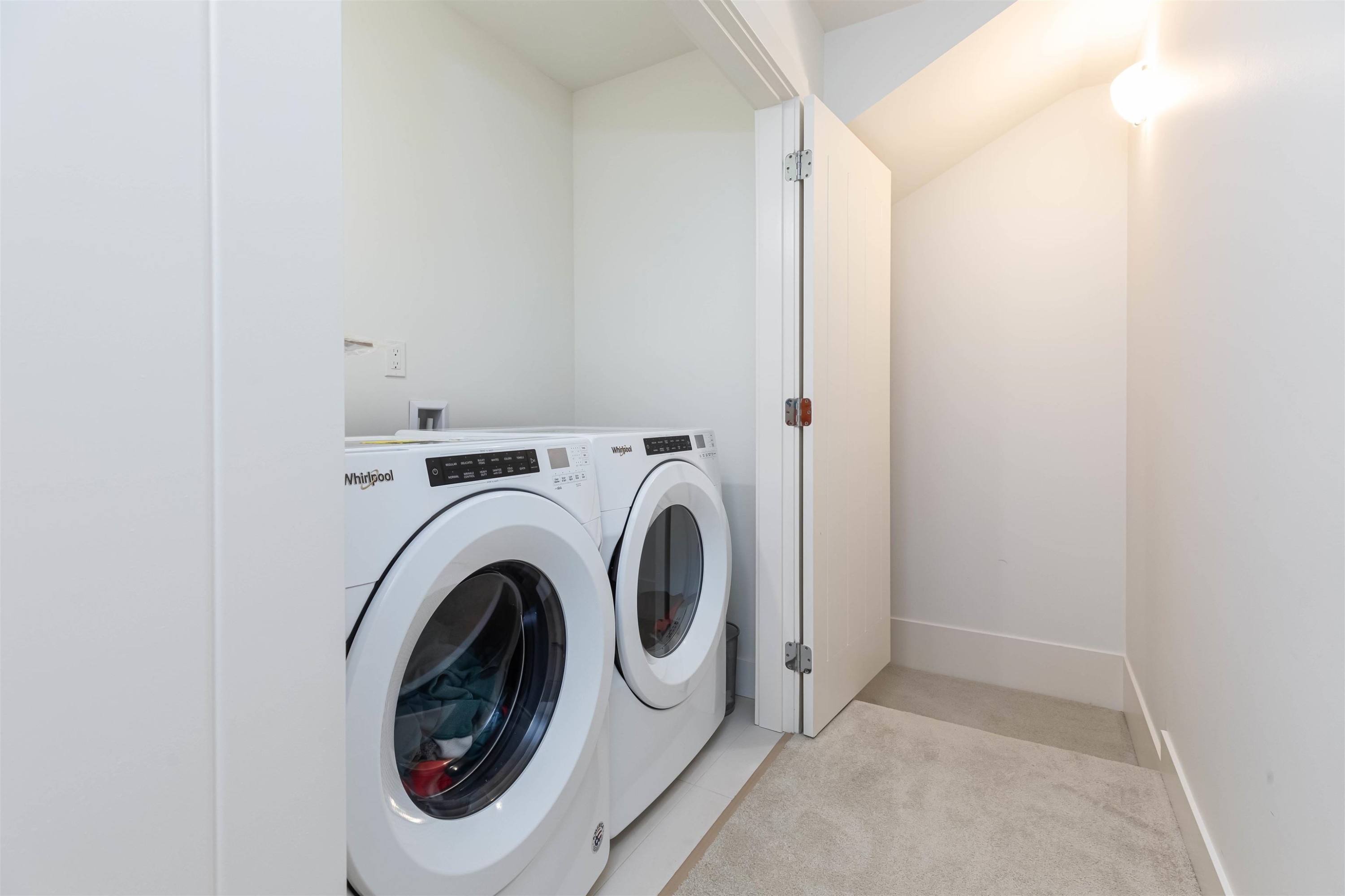 









11188


72

Avenue, 13,
Delta,




BC
V4E 0A5

