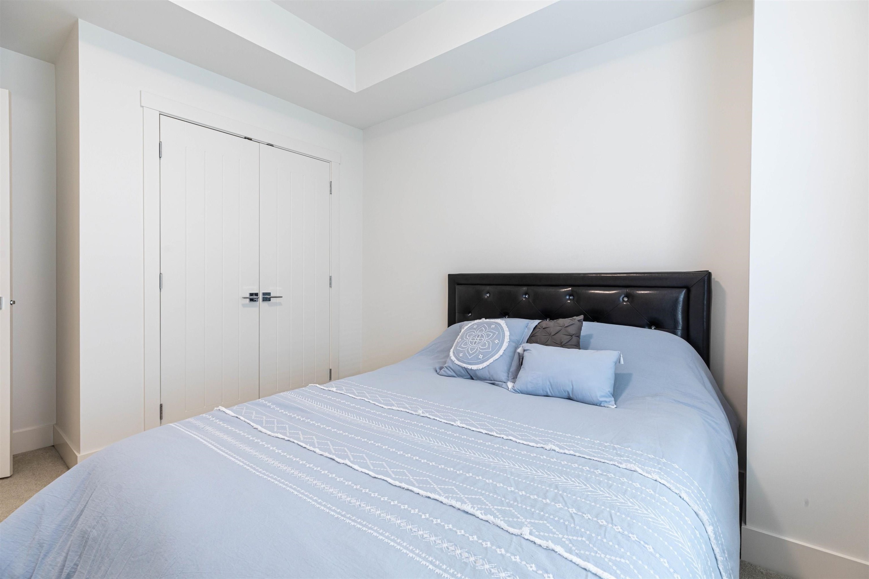 









11188


72

Avenue, 13,
Delta,




BC
V4E 0A5

