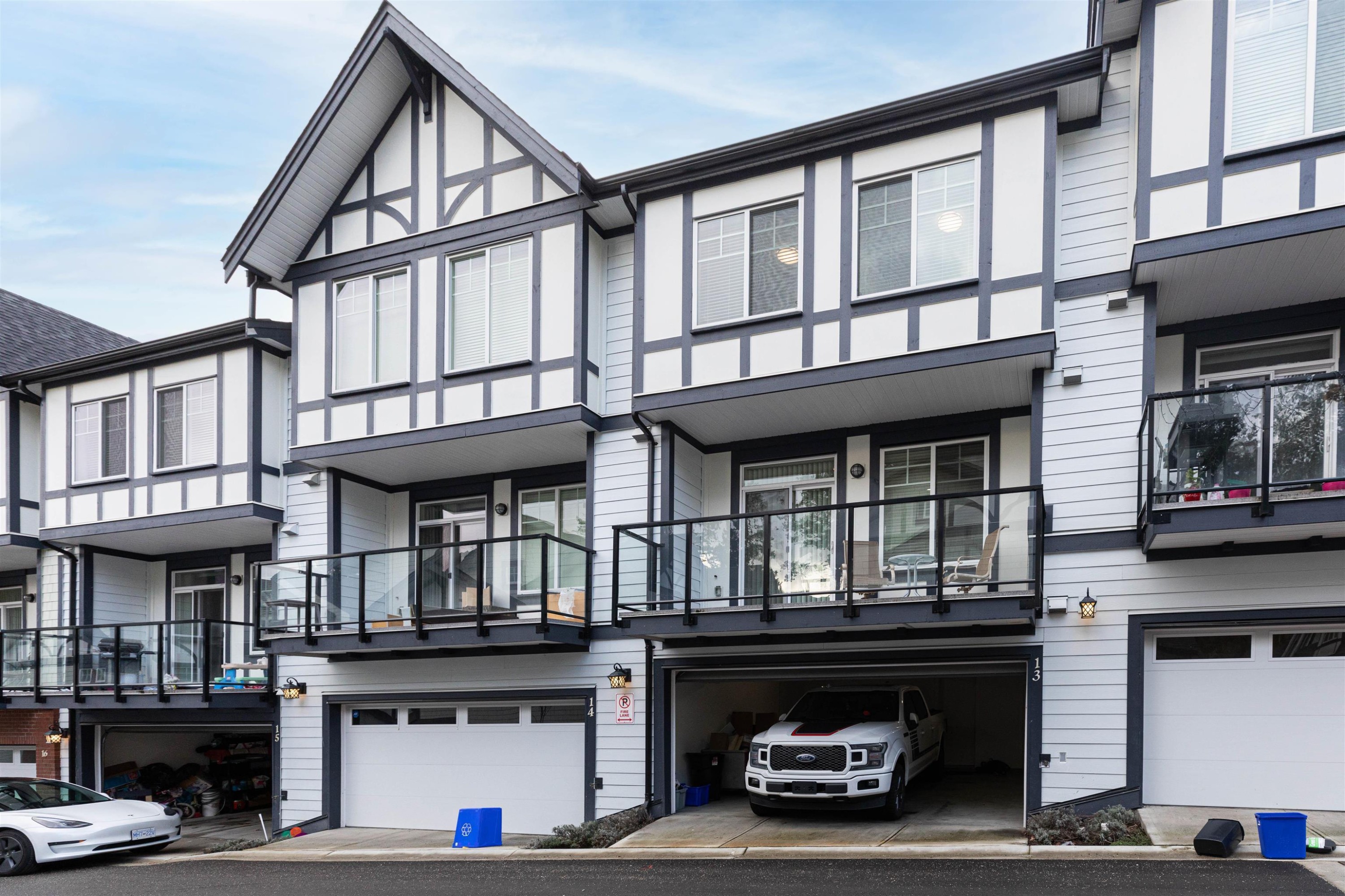 









11188


72

Avenue, 13,
Delta,




BC
V4E 0A5

