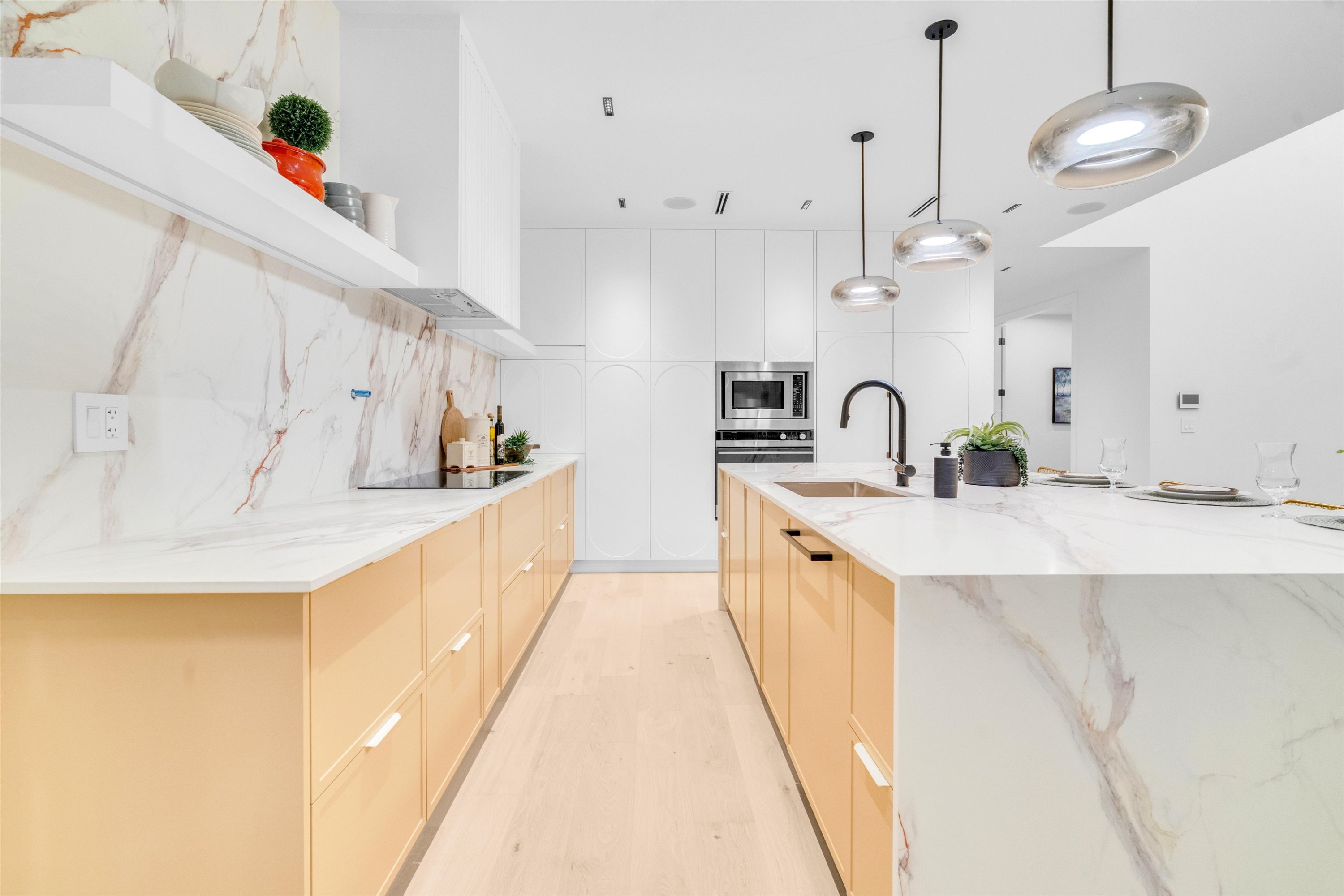 









20888


48

Avenue,
Langley,




BC
V3A 3L9

