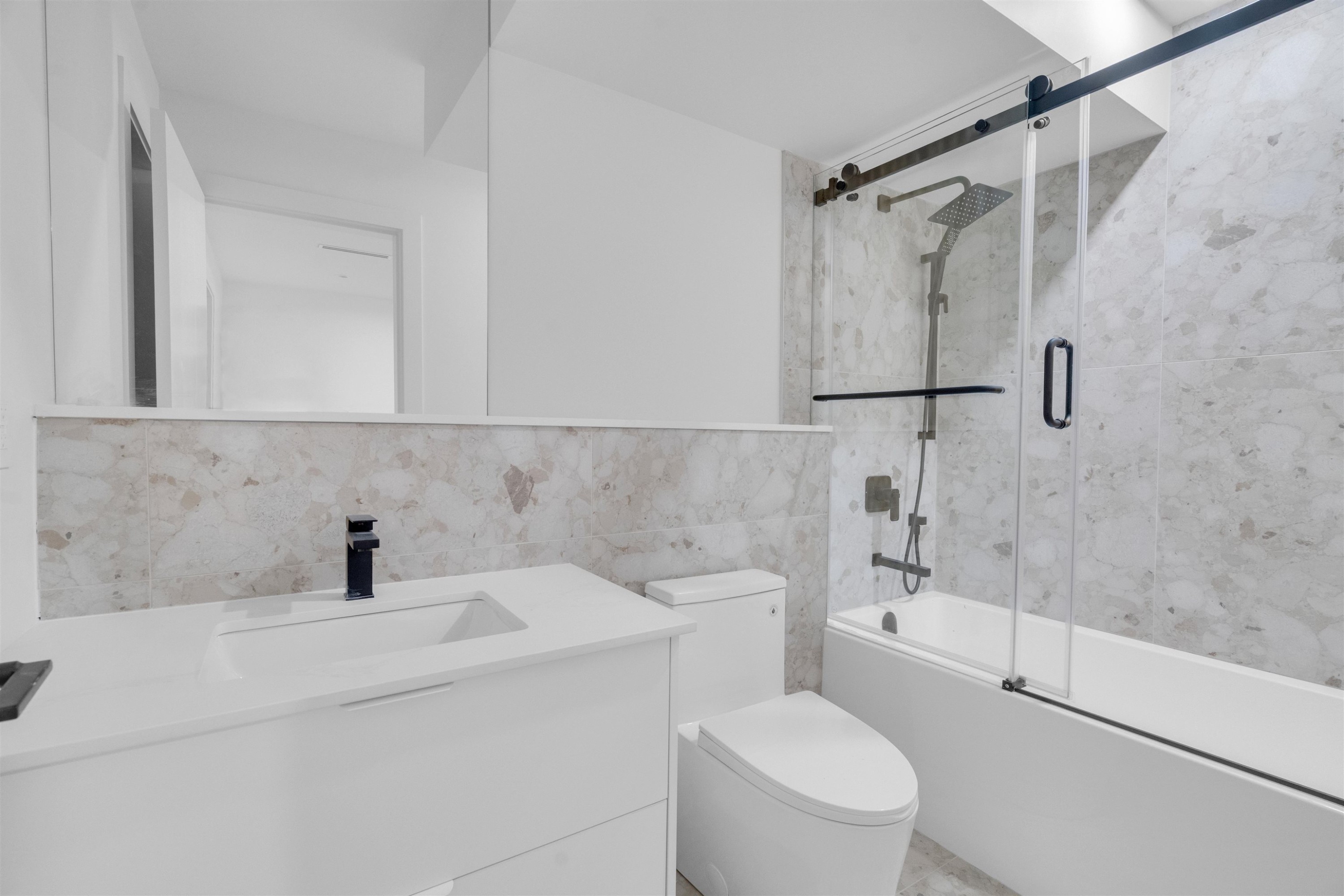 









20888


48

Avenue,
Langley,




BC
V3A 3L9

