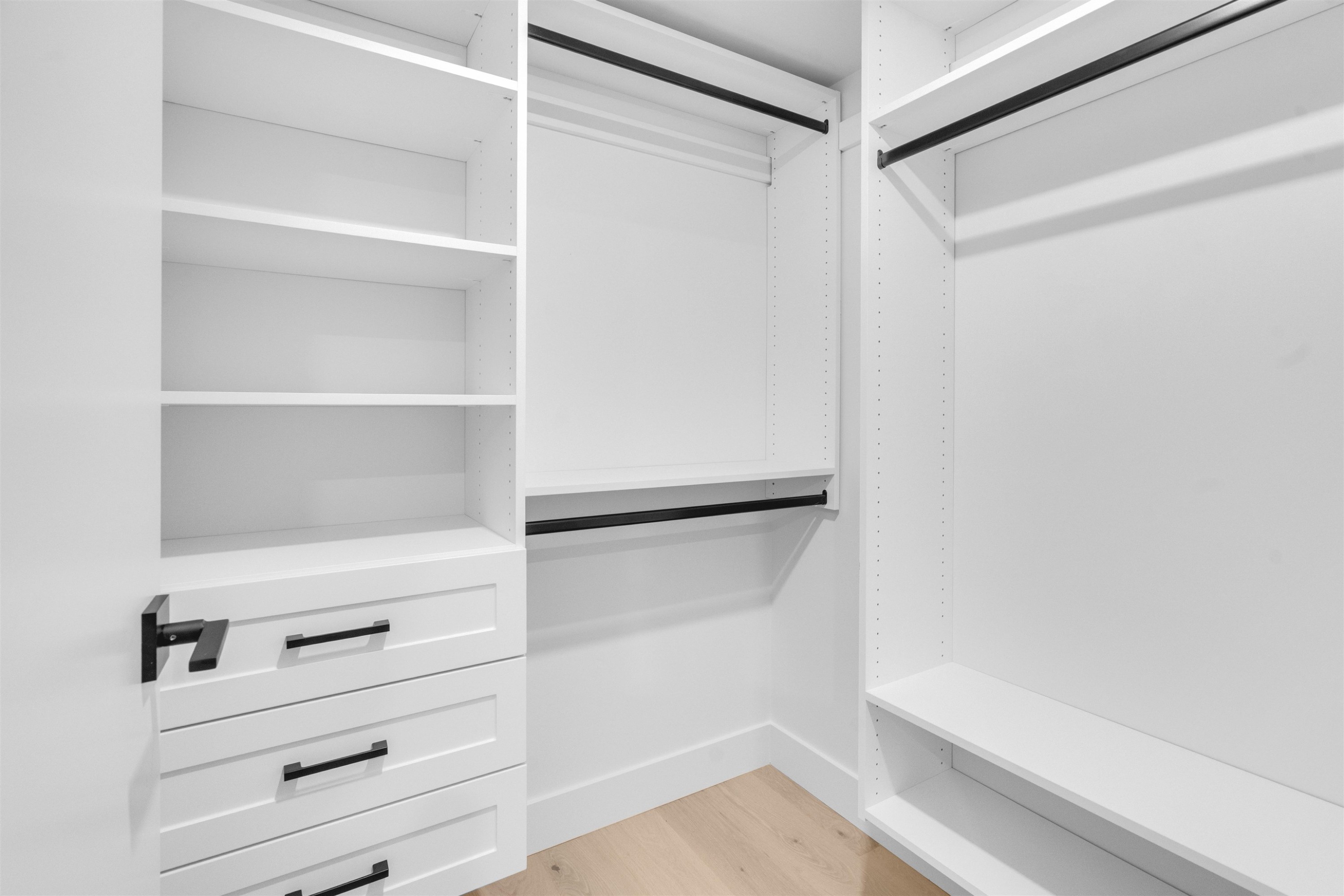 









20888


48

Avenue,
Langley,




BC
V3A 3L9

