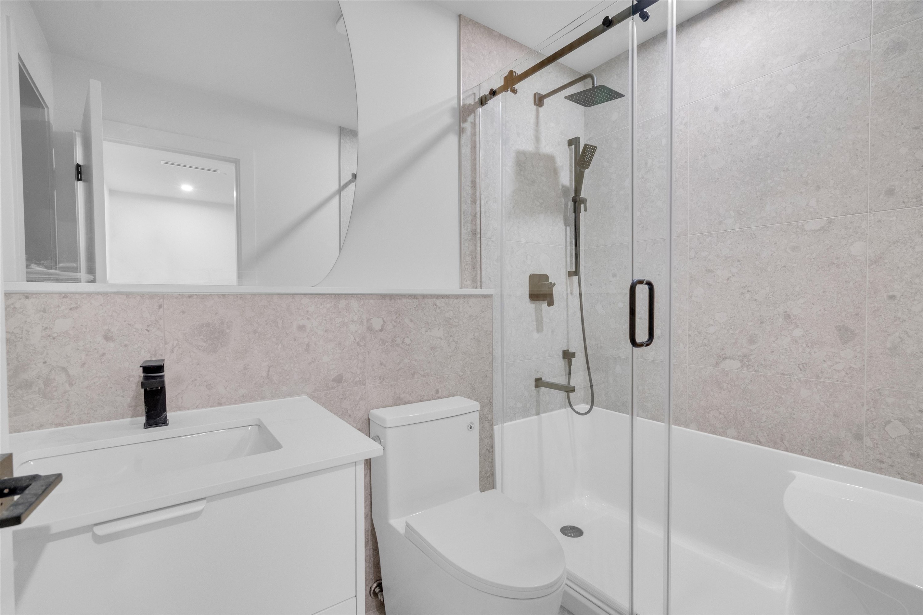 









20888


48

Avenue,
Langley,




BC
V3A 3L9

