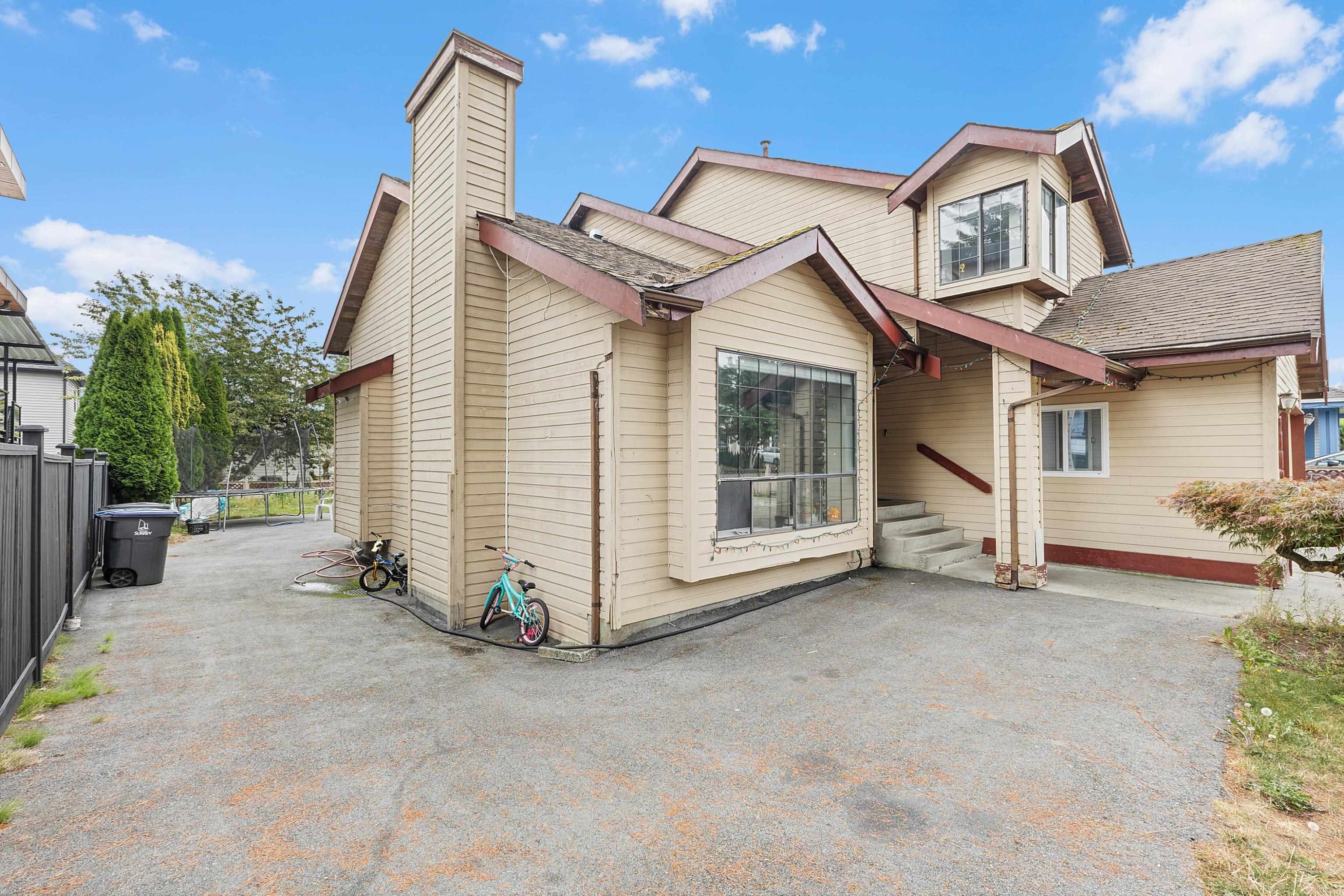 









7008


129a

Street,
Surrey,




BC
V3W 7B2

