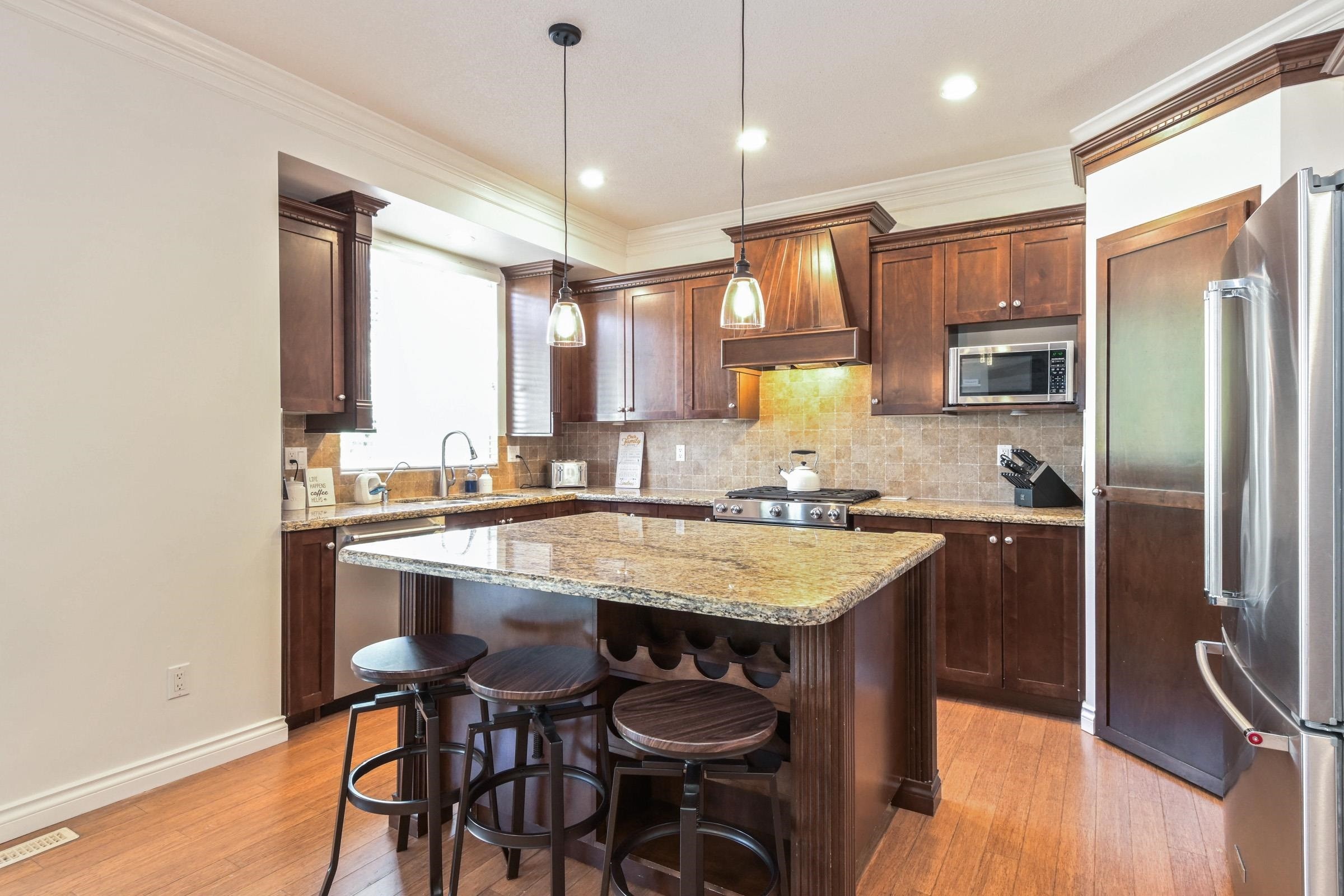 









21671


89a

Avenue,
Langley,




BC
V1M 4C6

