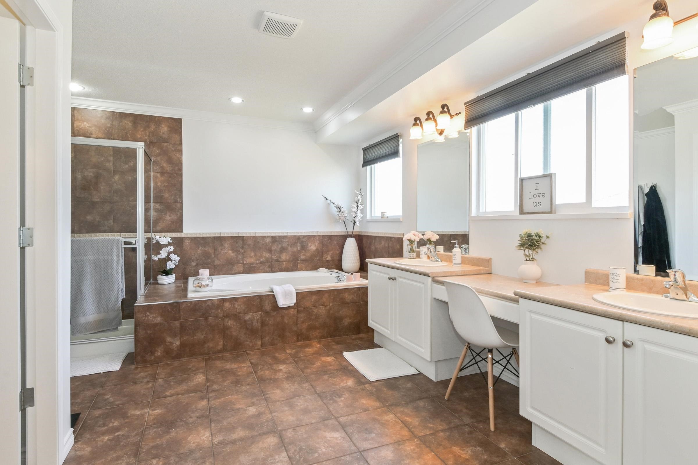 









21671


89a

Avenue,
Langley,




BC
V1M 4C6

