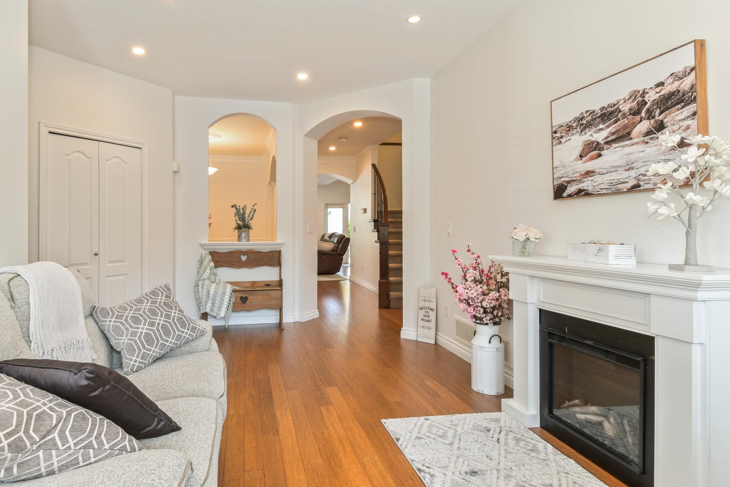 









21671


89a

Avenue,
Langley,




BC
V1M 4C6

