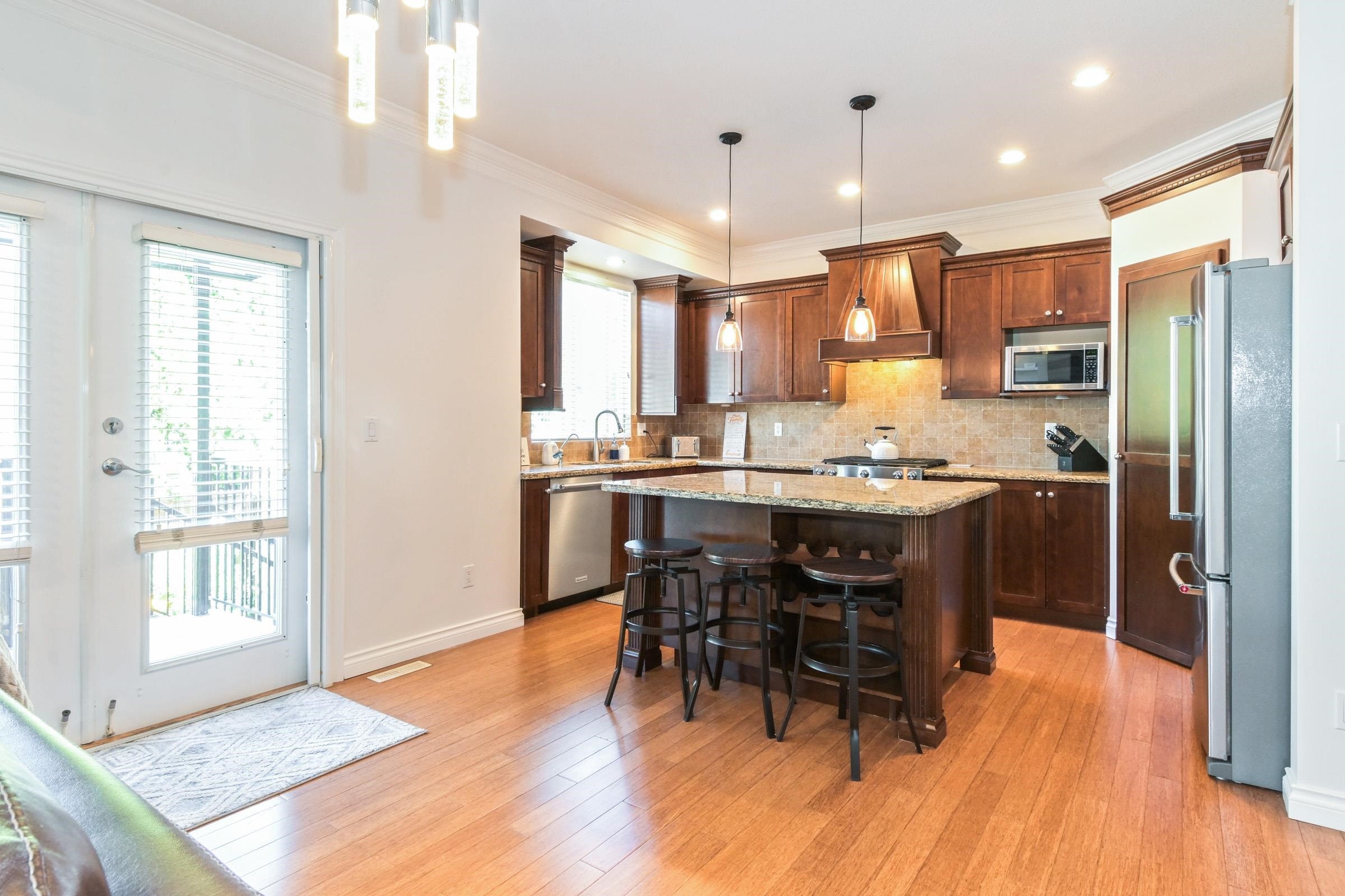 









21671


89a

Avenue,
Langley,




BC
V1M 4C6

