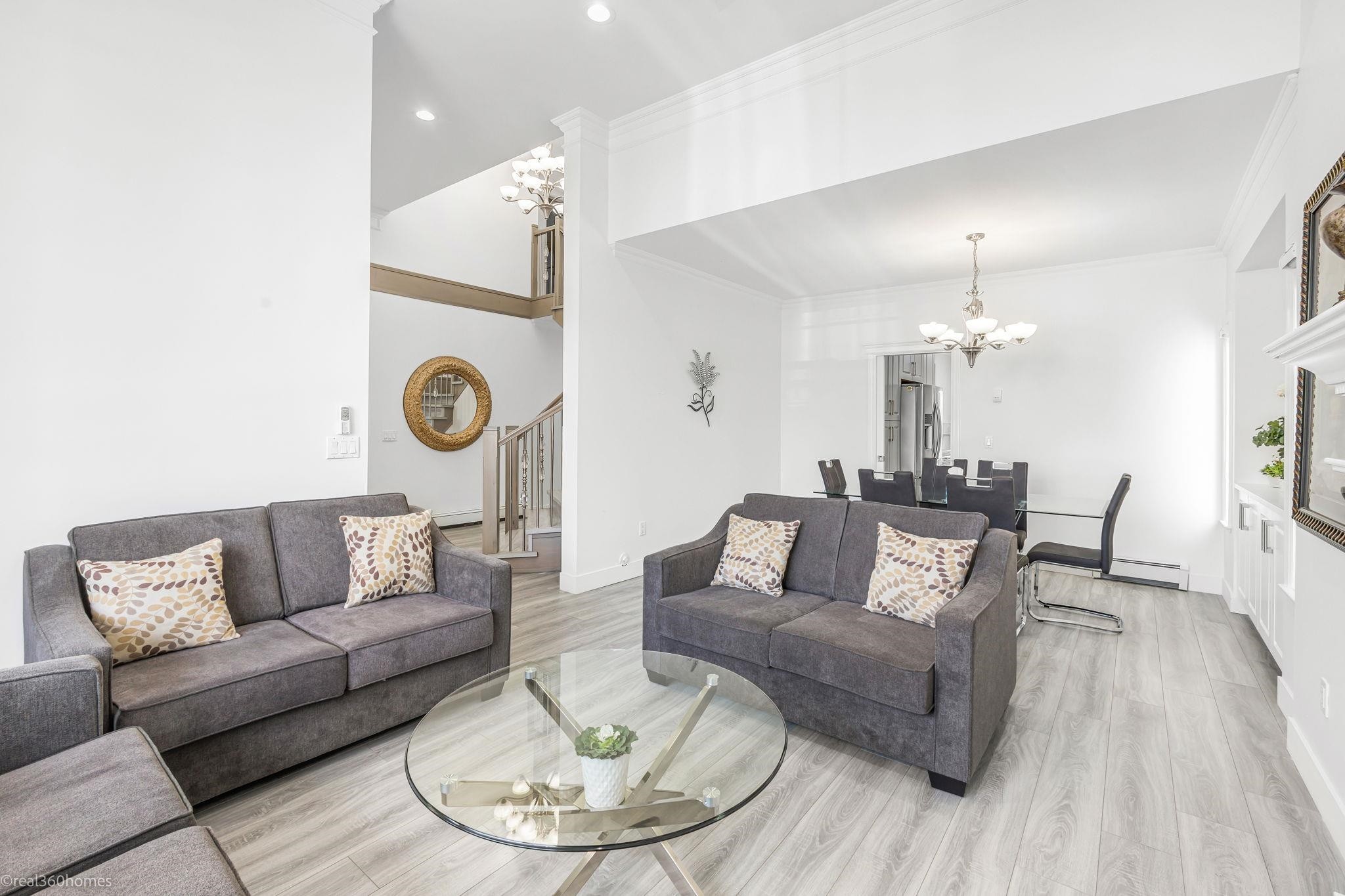 









14642


67a

Avenue,
Surrey,




BC
V3S 0Z4

