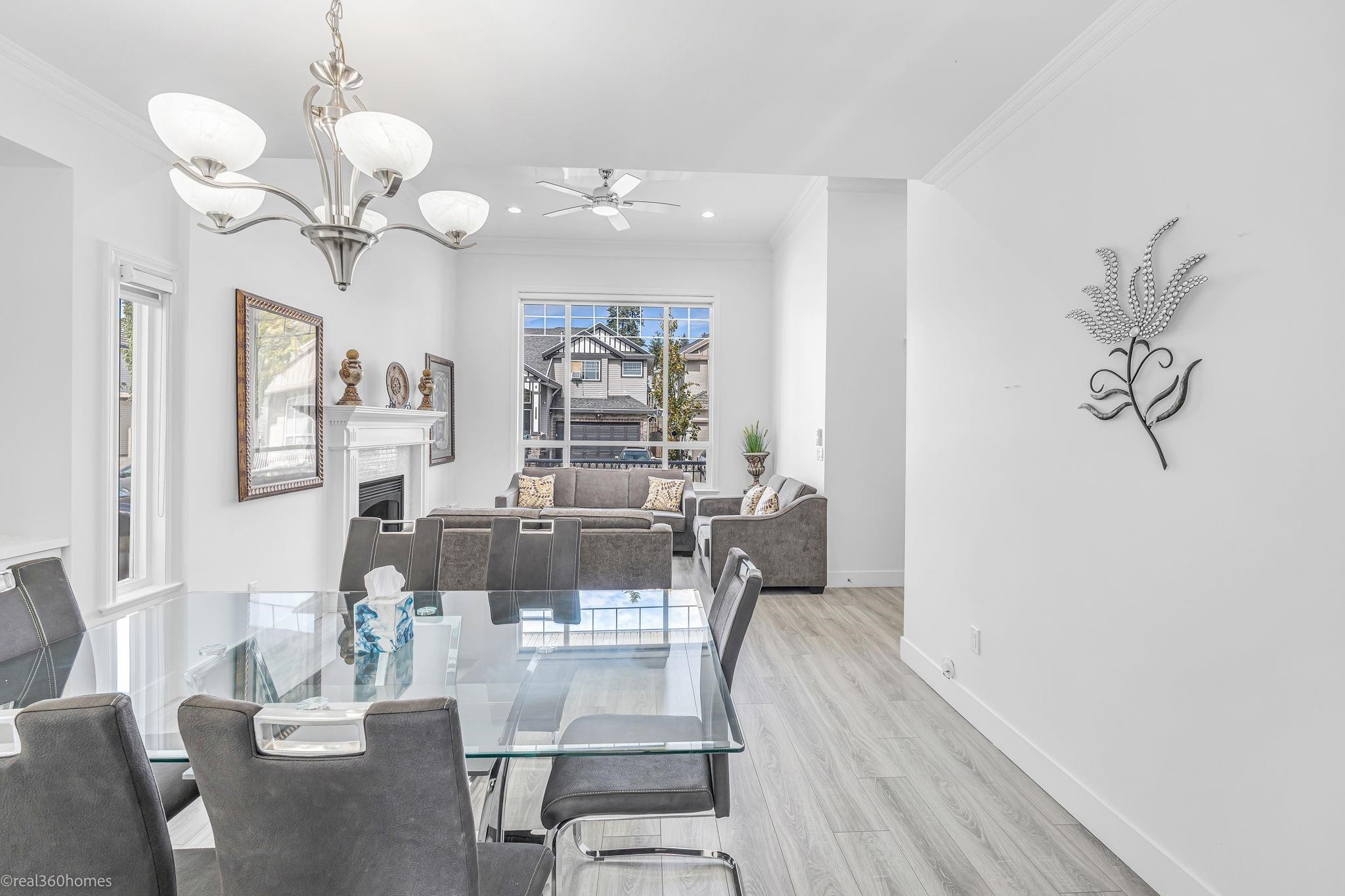 









14642


67a

Avenue,
Surrey,




BC
V3S 0Z4

