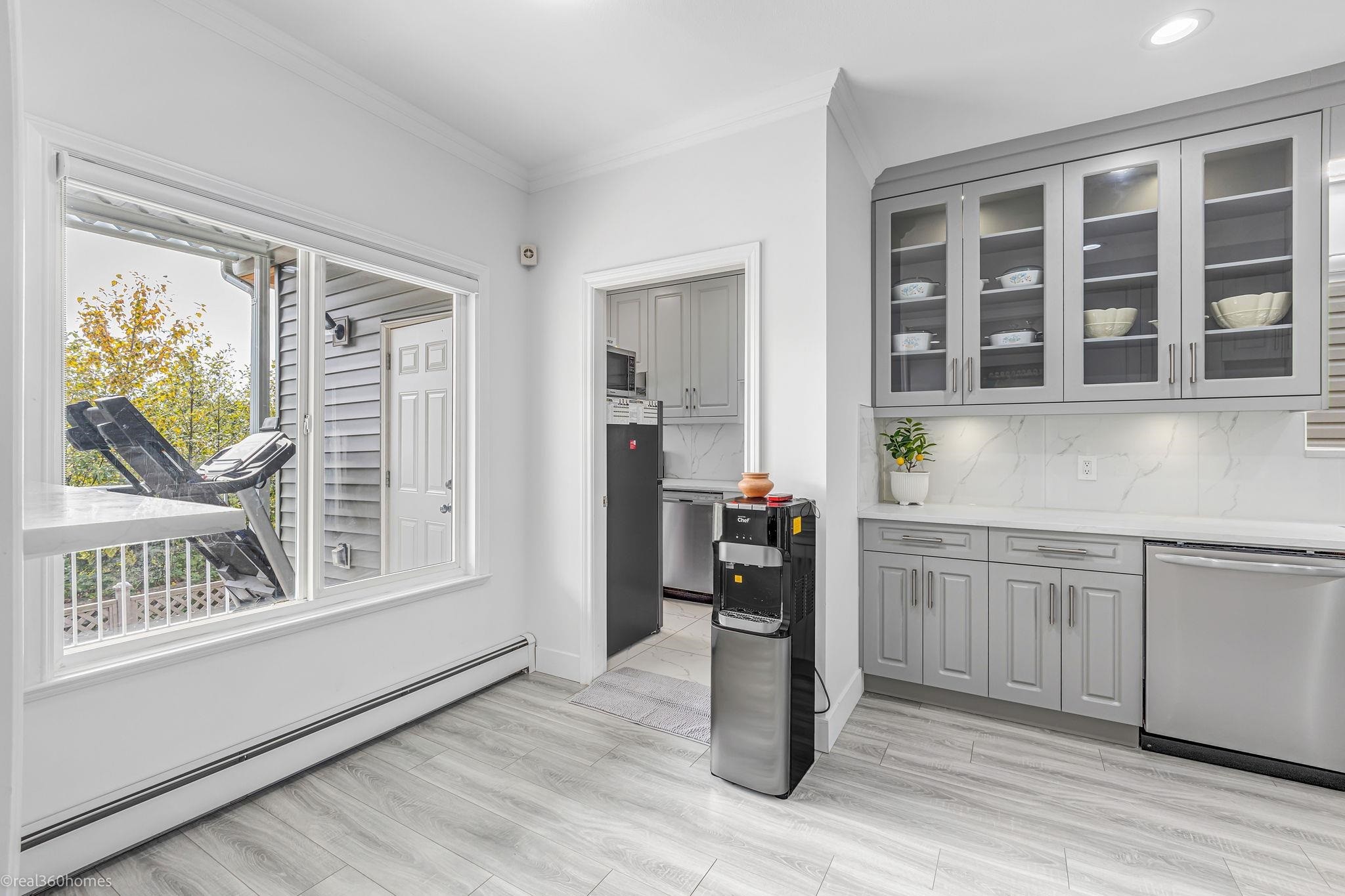 









14642


67a

Avenue,
Surrey,




BC
V3S 0Z4

