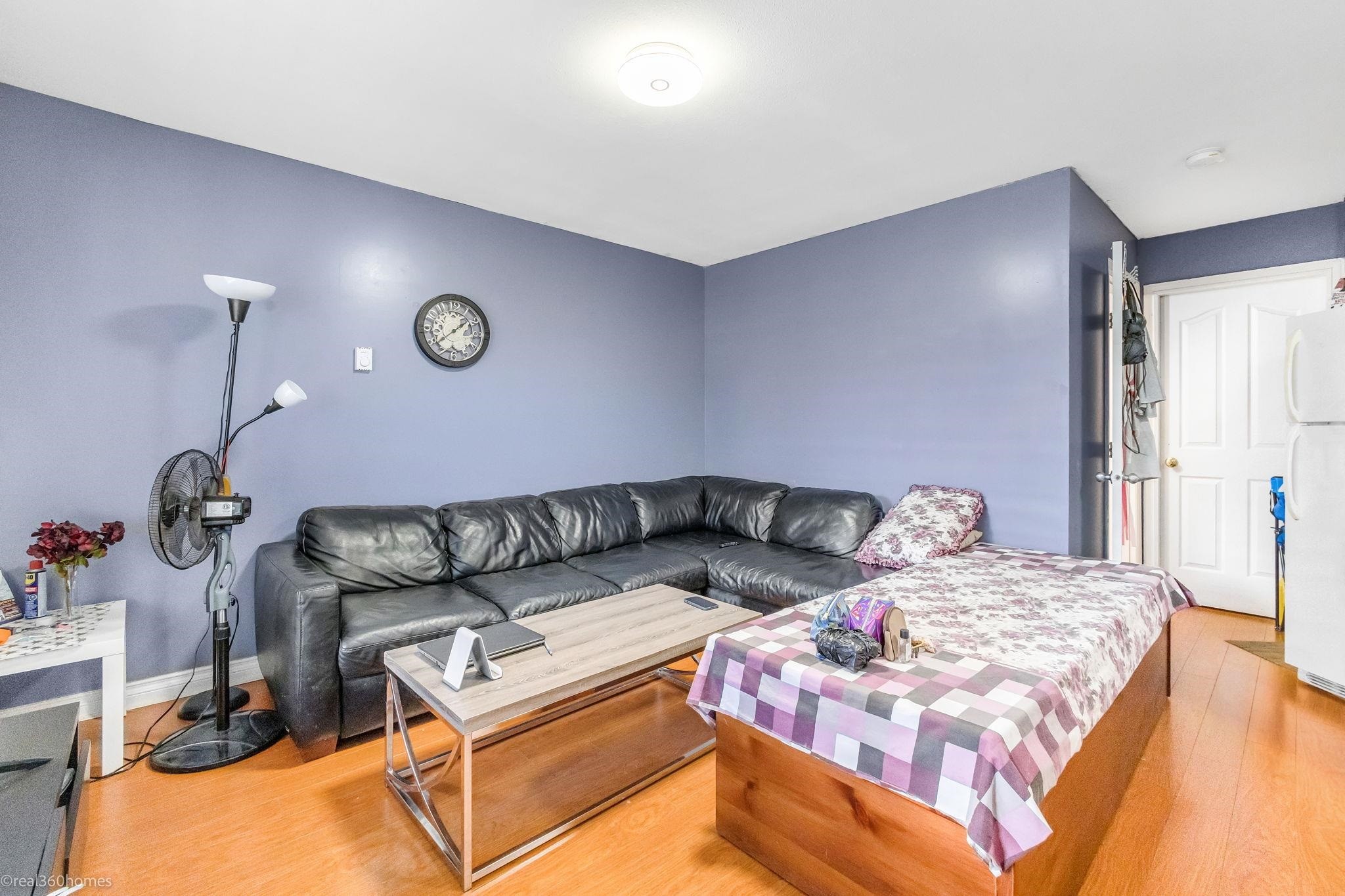 









14642


67a

Avenue,
Surrey,




BC
V3S 0Z4

