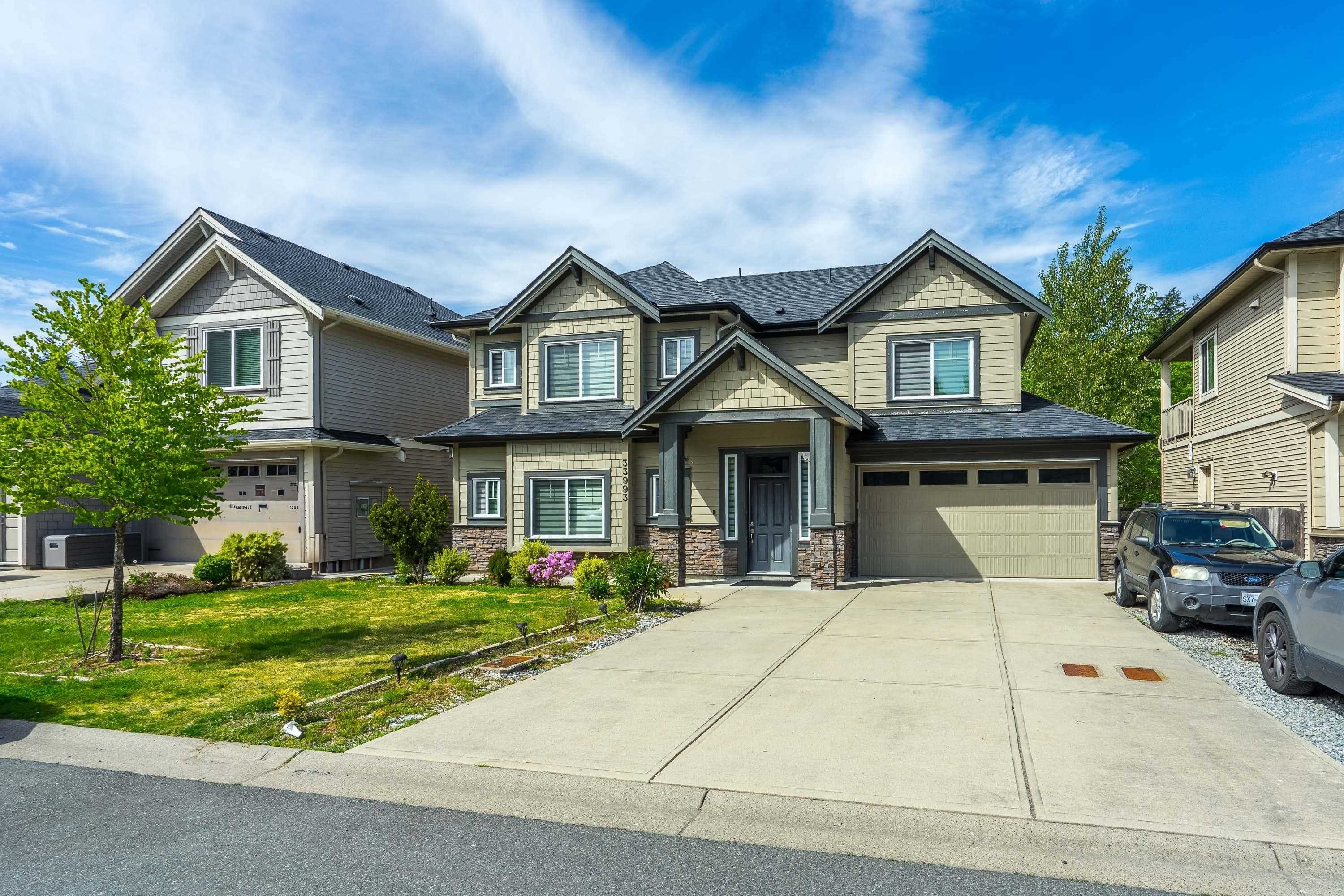 









33993


Mcphee

Place,
Mission,




BC
V2V 0E7

