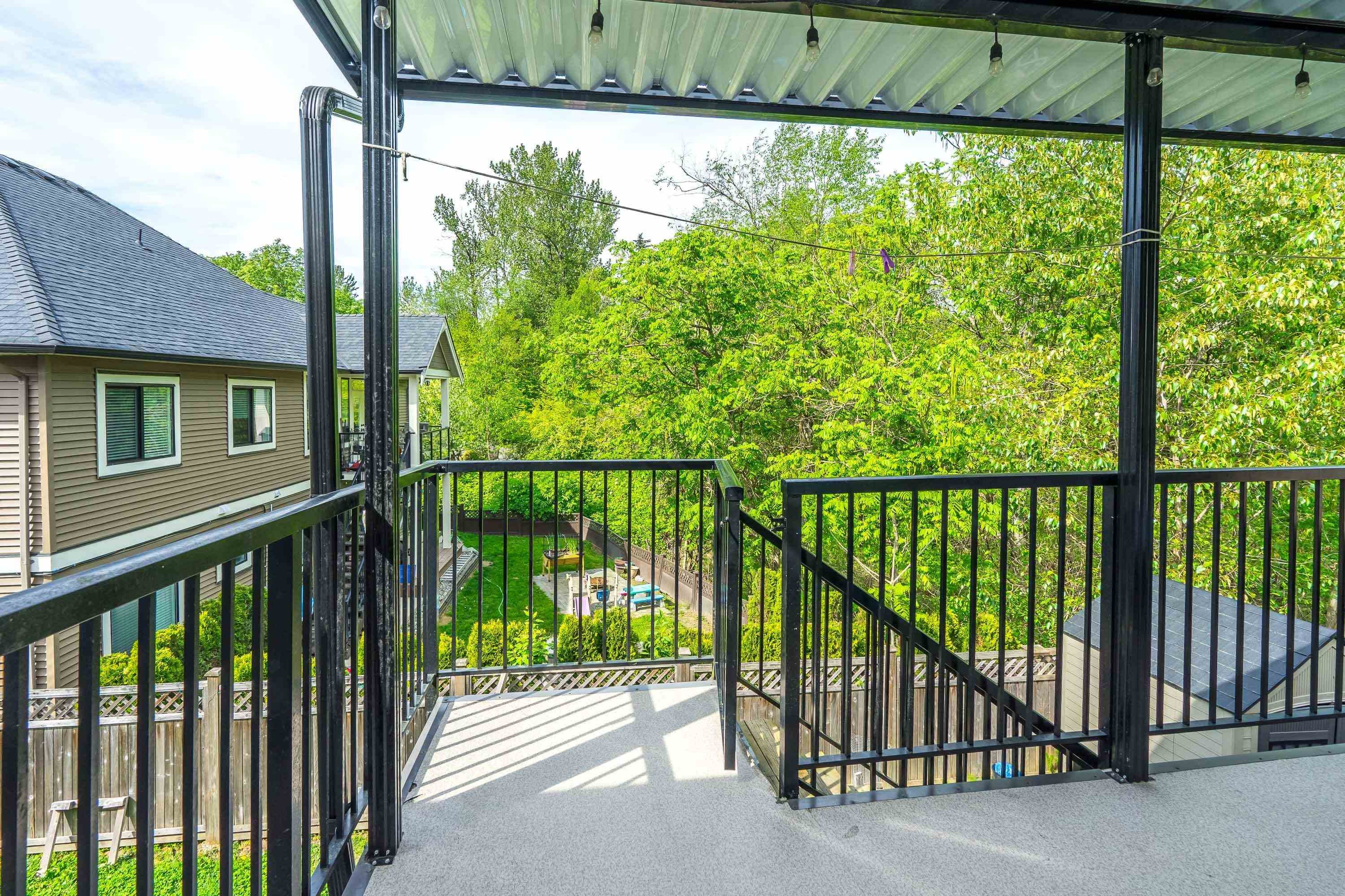 









33993


Mcphee

Place,
Mission,




BC
V2V 0E7

