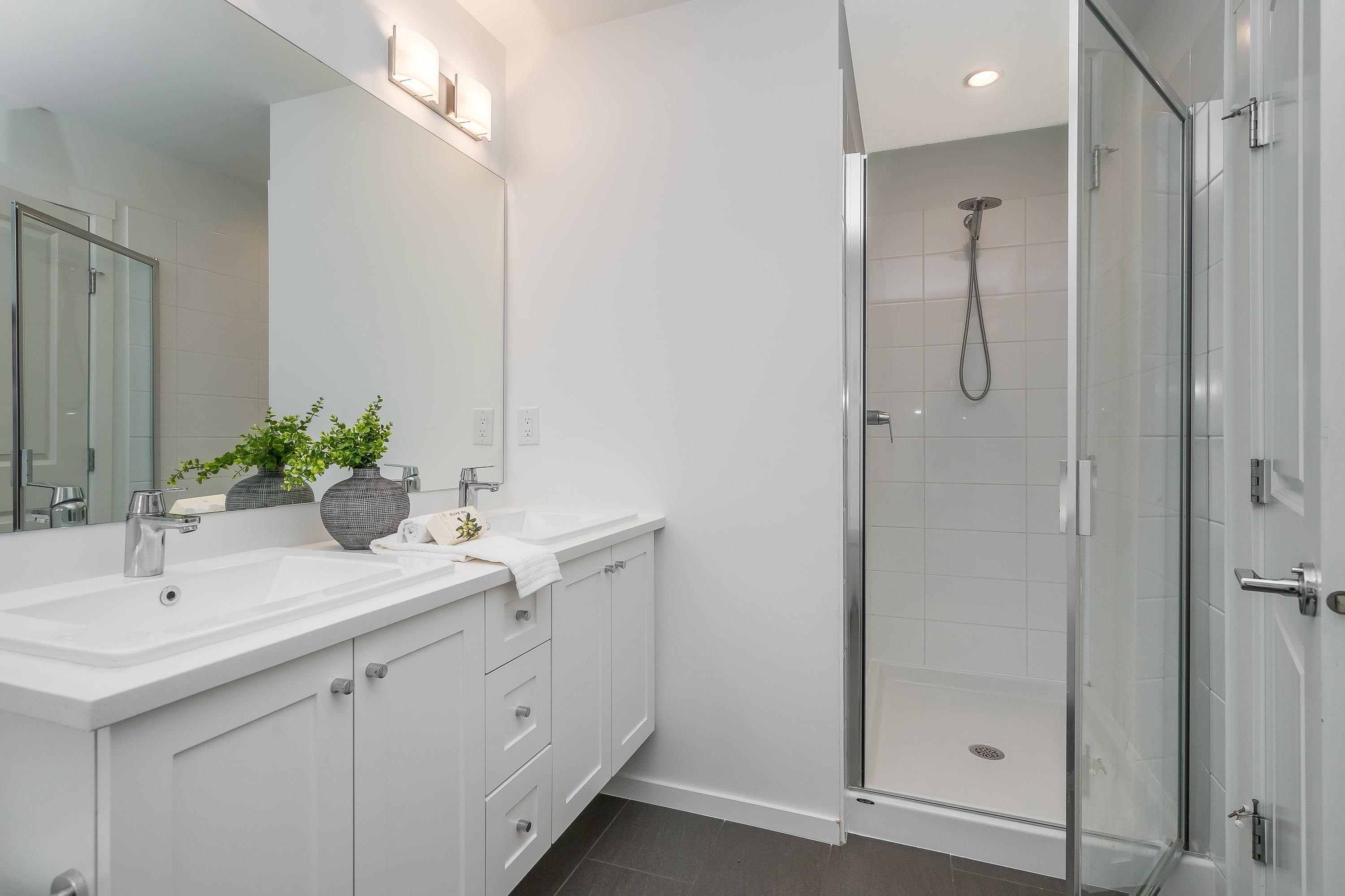 









15850


85

Avenue, 105,
Surrey,




BC
V4N 6W2

