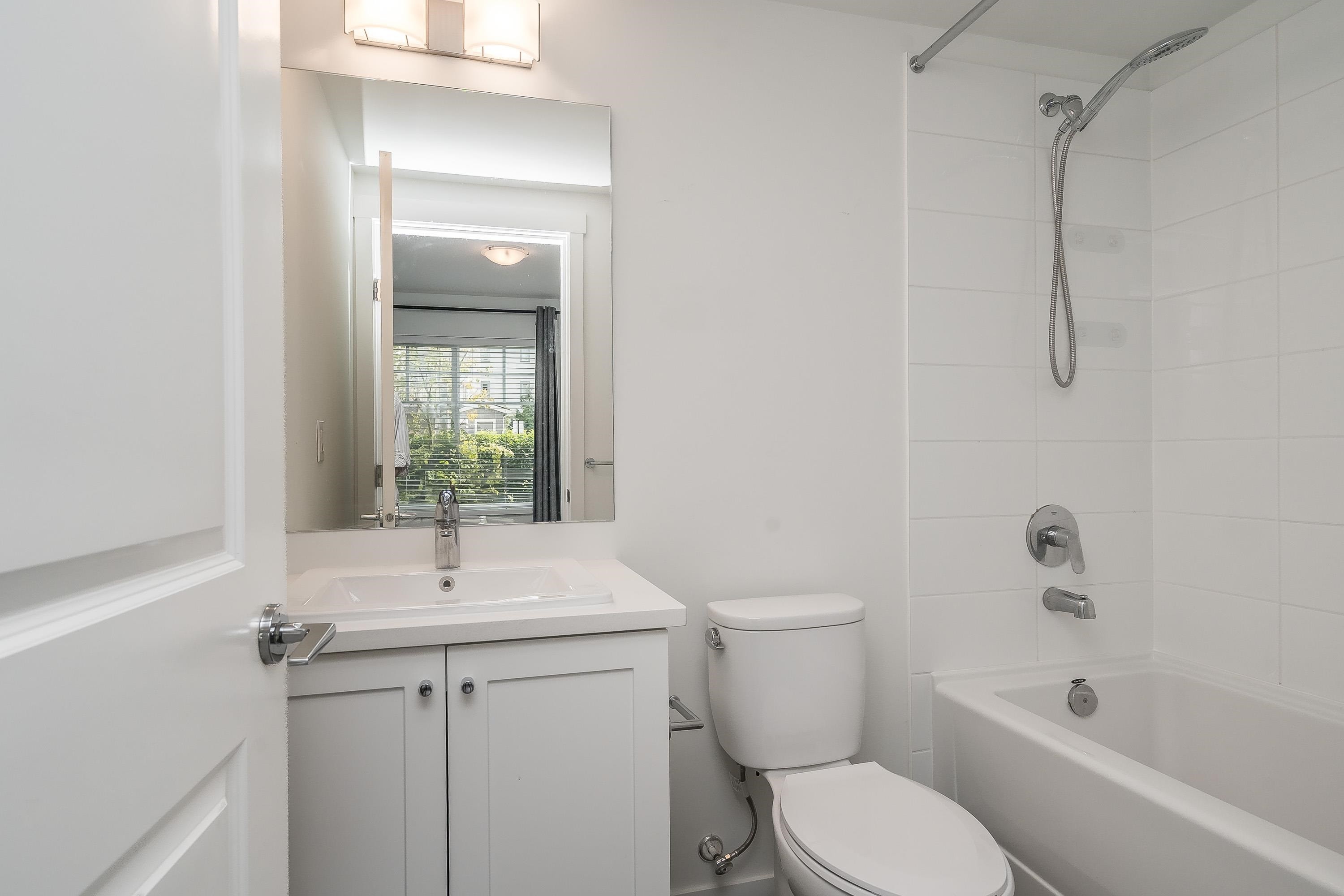 









15850


85

Avenue, 105,
Surrey,




BC
V4N 6W2

