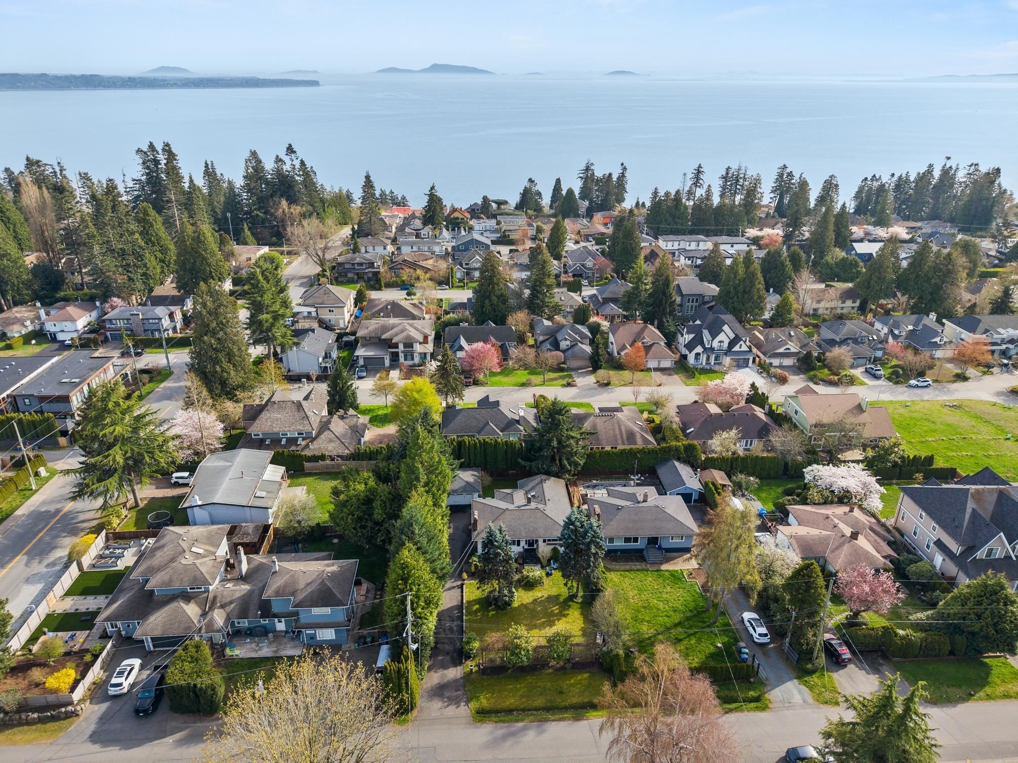 









13558


15

Avenue,
Surrey,




BC
V4A 1L2


