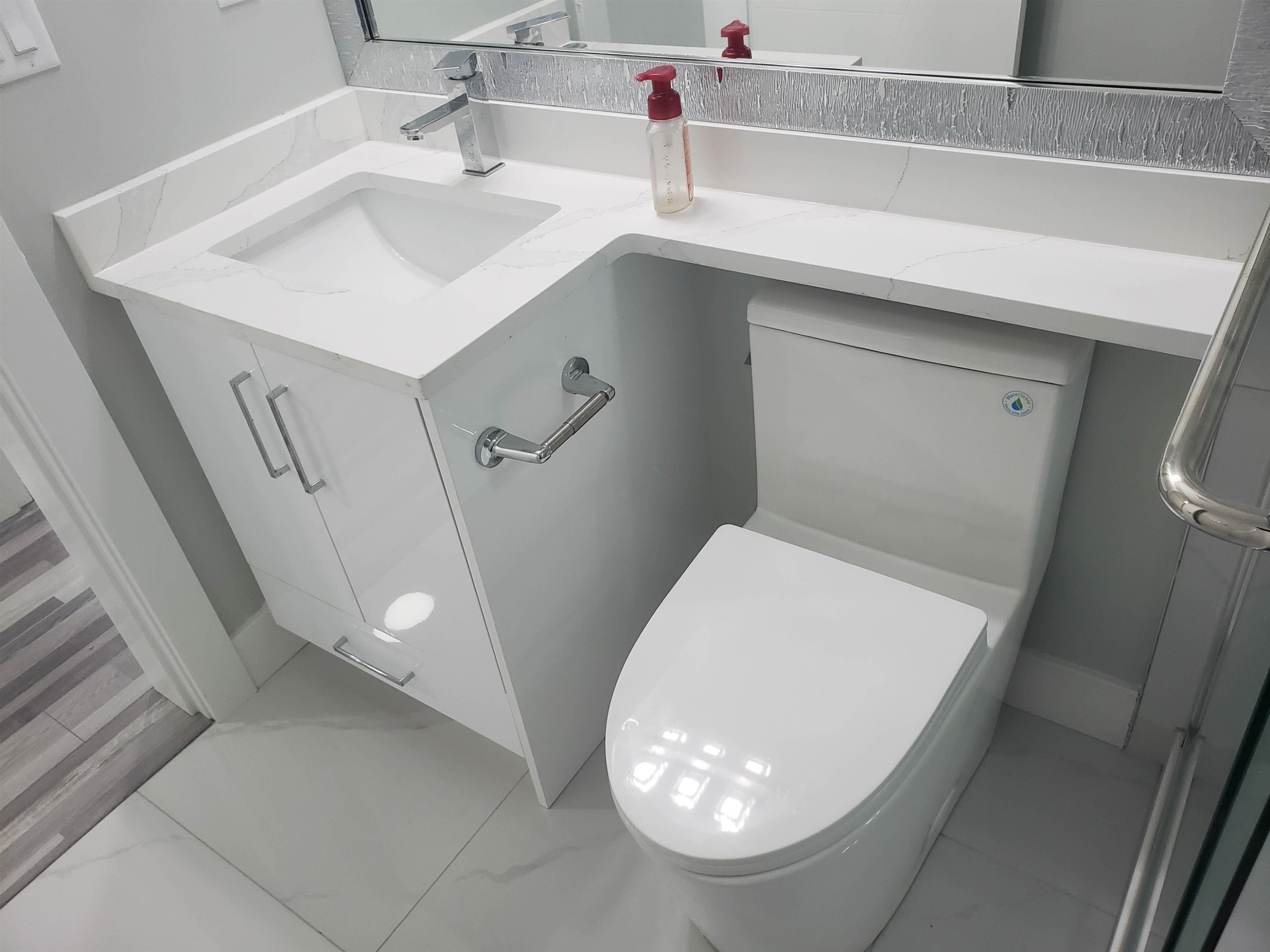 









34007


Barker

Court,
Mission,




BC
V2V 6B2

