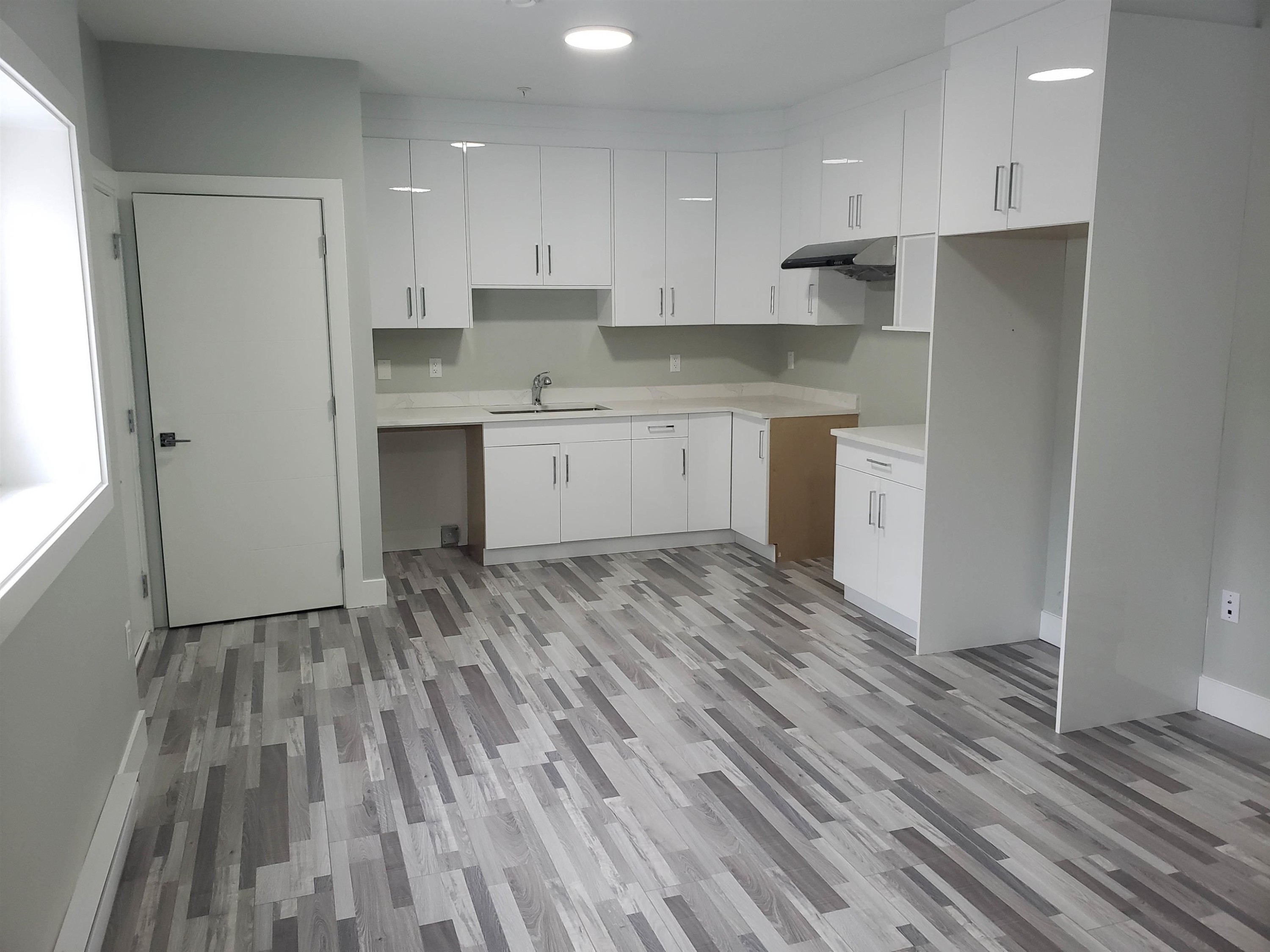 









34007


Barker

Court,
Mission,




BC
V2V 6B2

