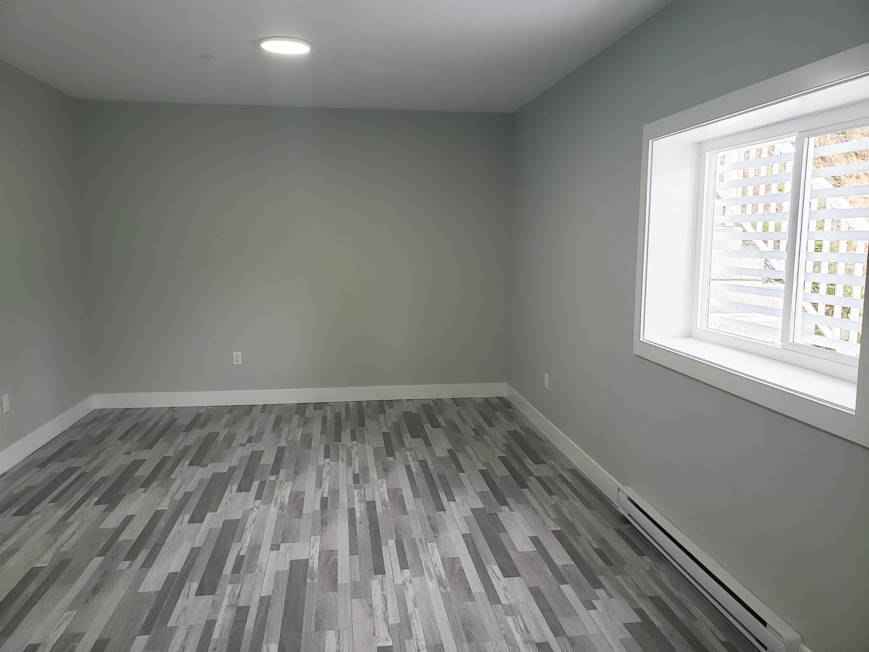 









34007


Barker

Court,
Mission,




BC
V2V 6B2

