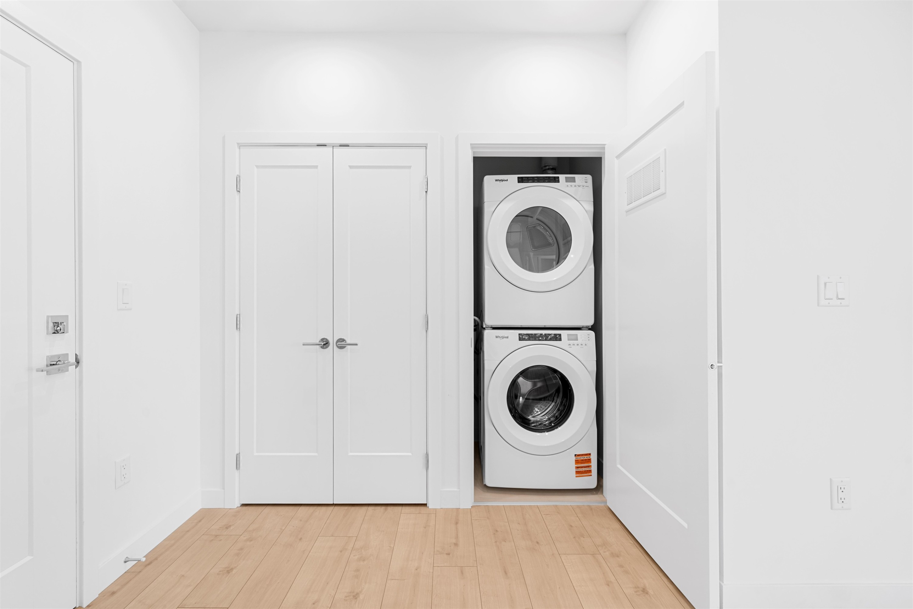 









13788


76

Avenue, 317,
Surrey,




BC
V3W 8J5

