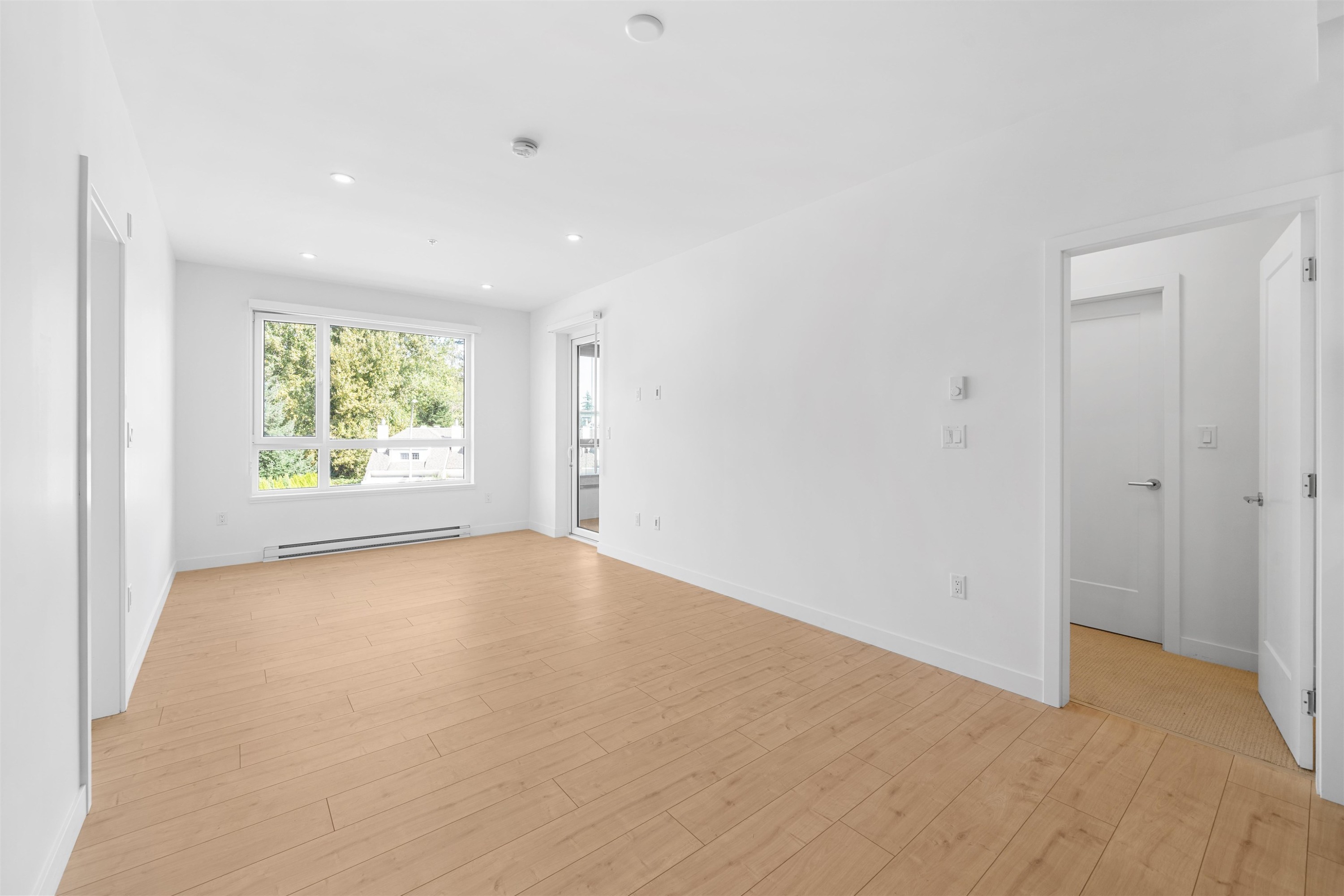 









13788


76

Avenue, 317,
Surrey,




BC
V3W 8J5

