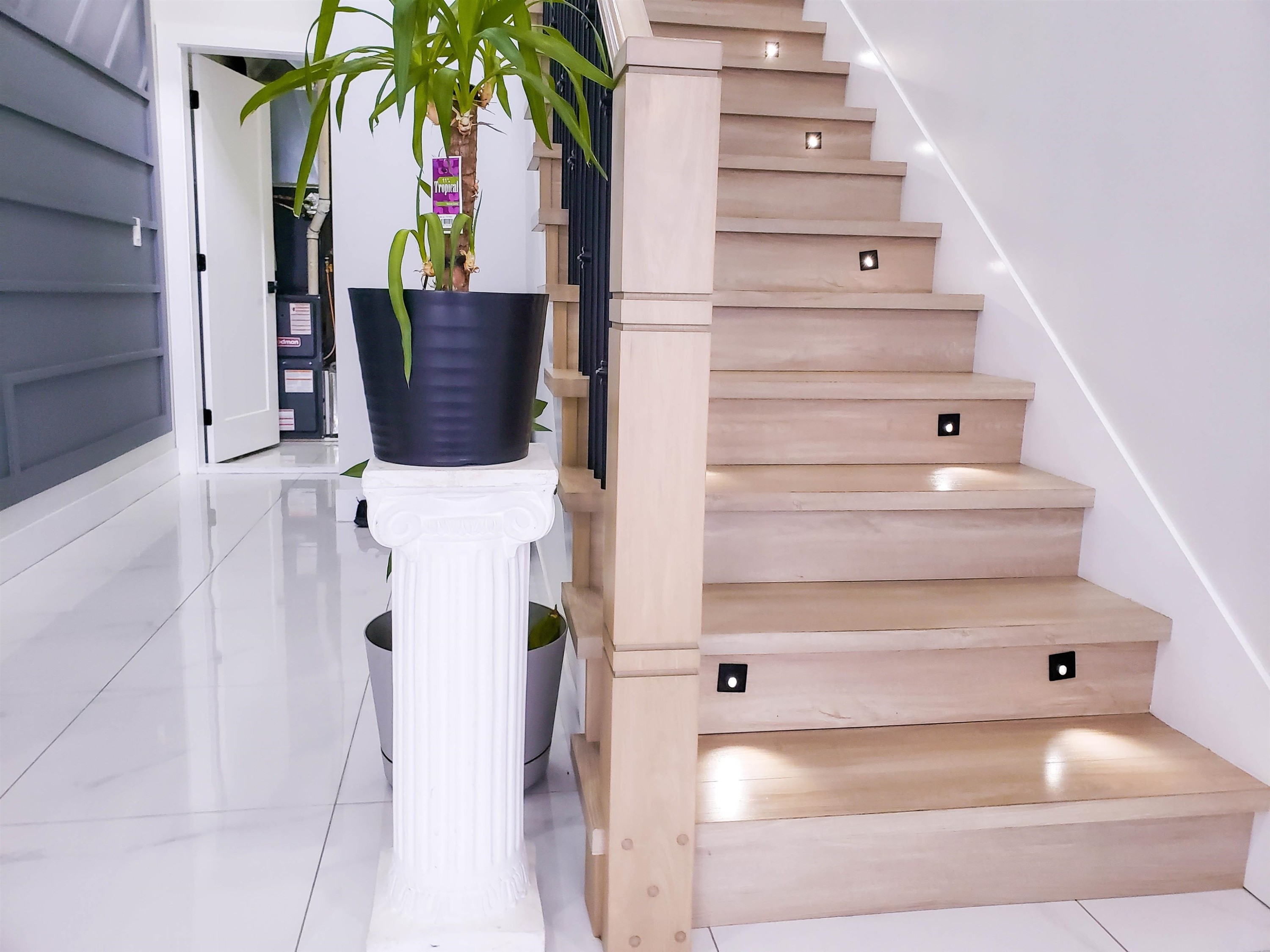 









32663


Cunningham

Avenue,
Mission,




BC
V4S 0E5

