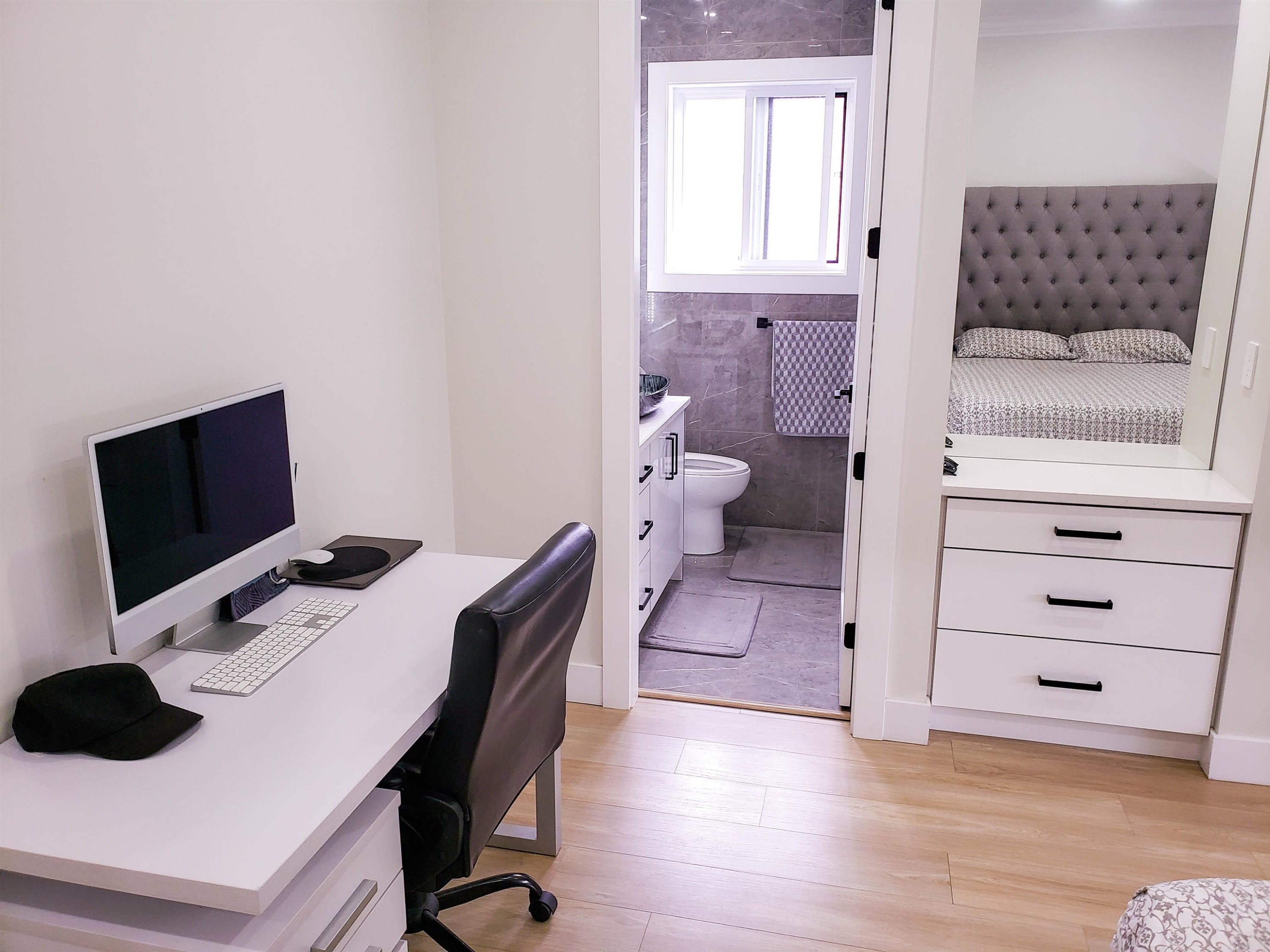 









32663


Cunningham

Avenue,
Mission,




BC
V4S 0E5

