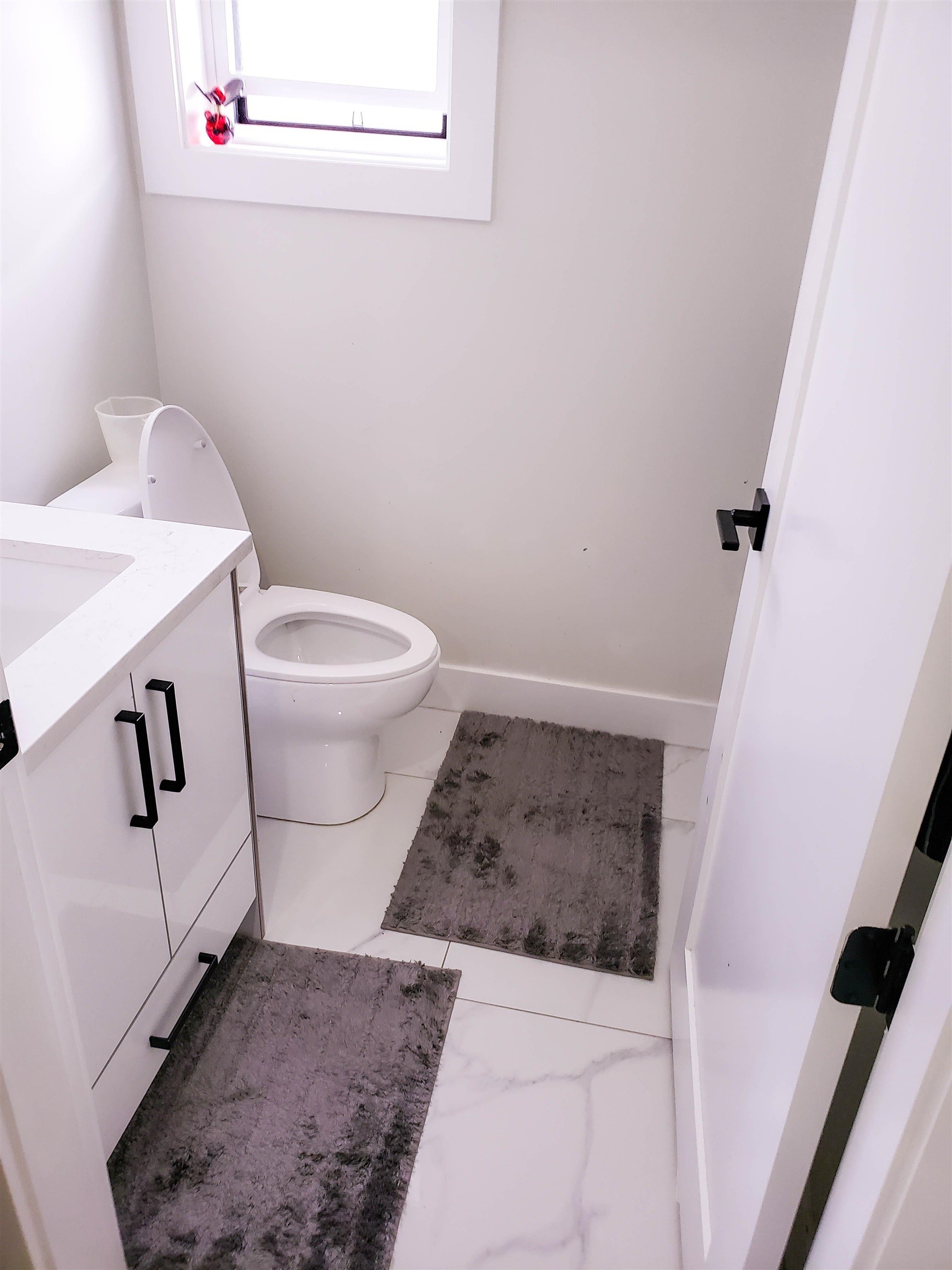 









32663


Cunningham

Avenue,
Mission,




BC
V4S 0E5

