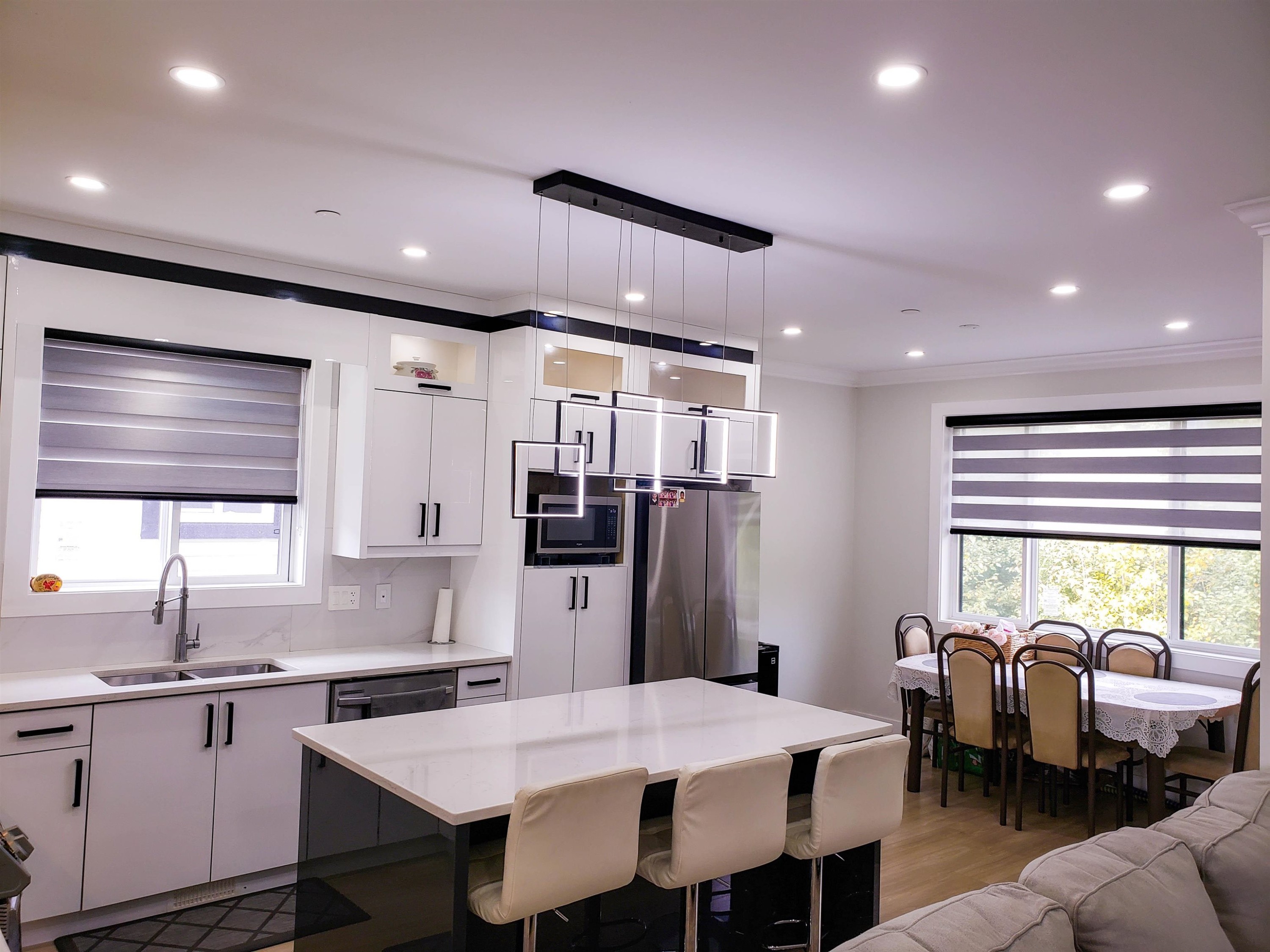 









32663


Cunningham

Avenue,
Mission,




BC
V4S 0E5

