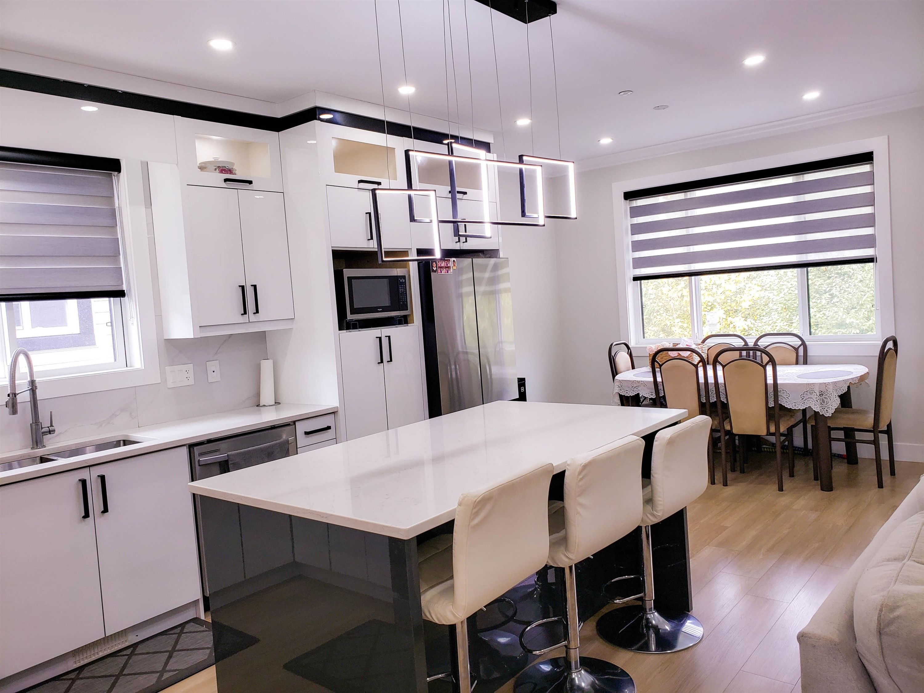 









32663


Cunningham

Avenue,
Mission,




BC
V4S 0E5

