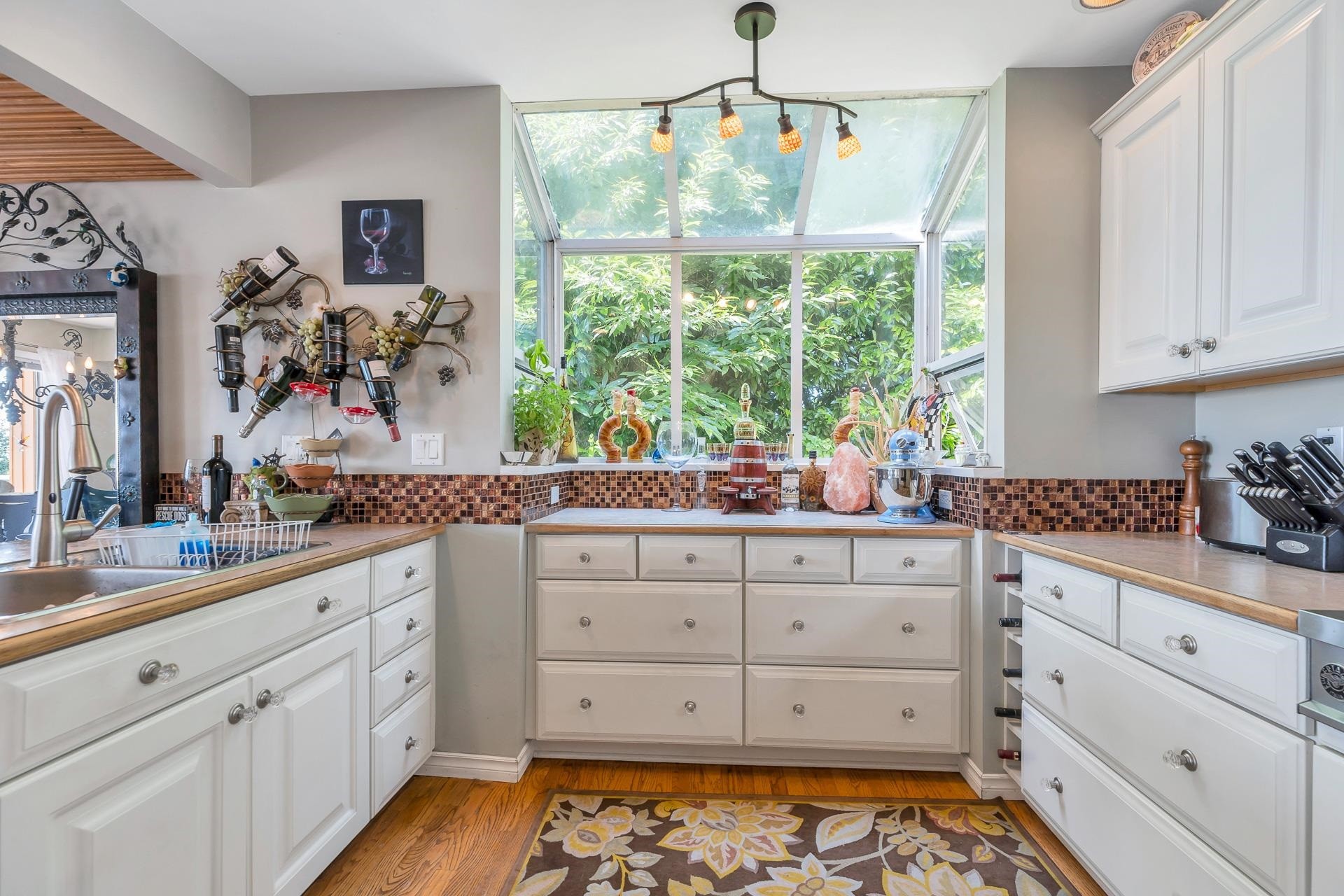 









14810


Prospect

Avenue,
Surrey,




BC
V4B 2B1

