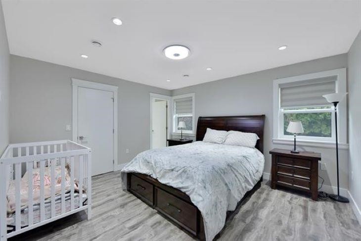 









10266


126

Street,
Surrey,




BC
V3V 5E7

