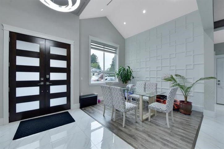 









10266


126

Street,
Surrey,




BC
V3V 5E7

