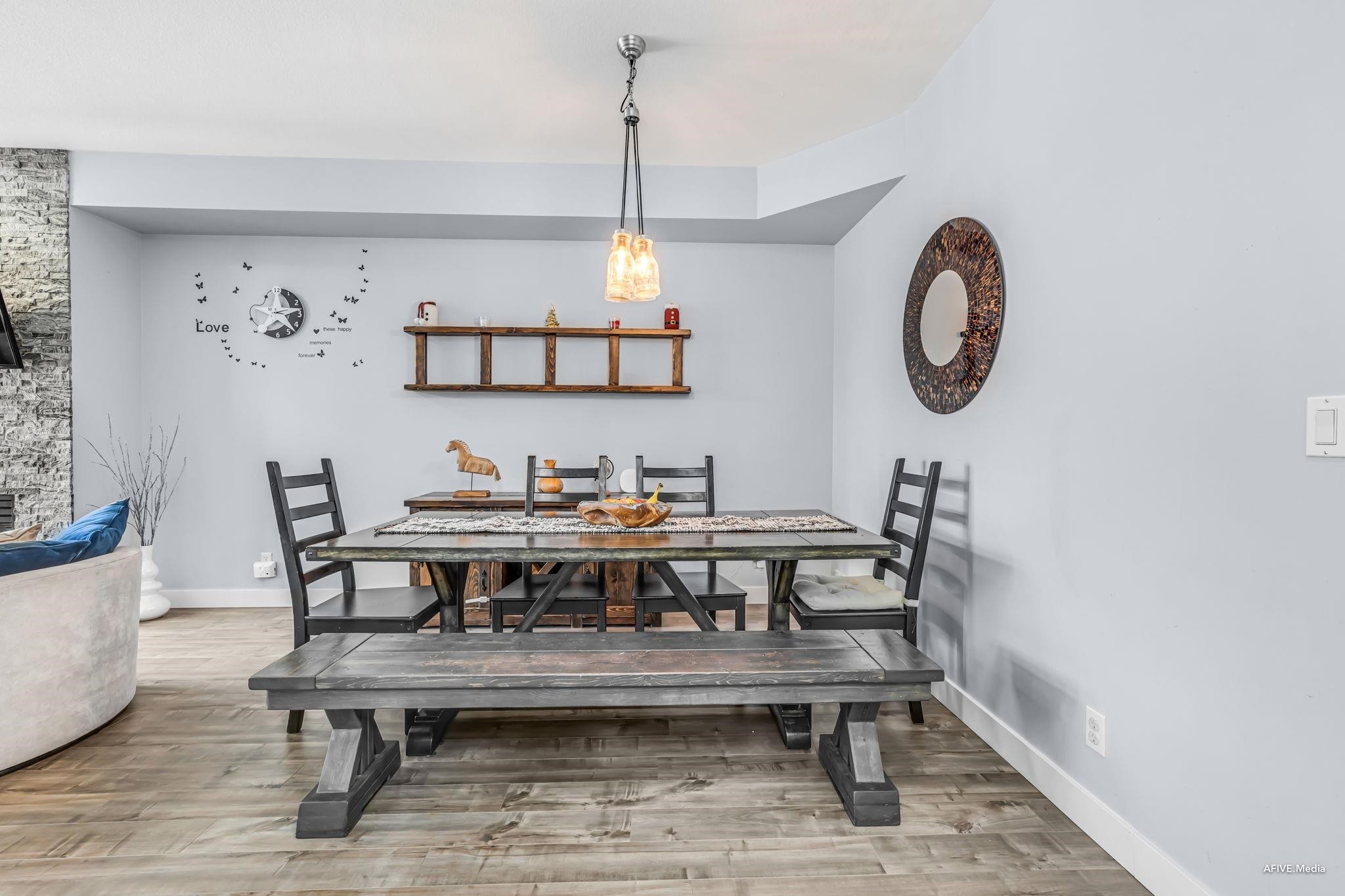 









11860


River

Road, 43,
Surrey,




BC
V3V 2V7

