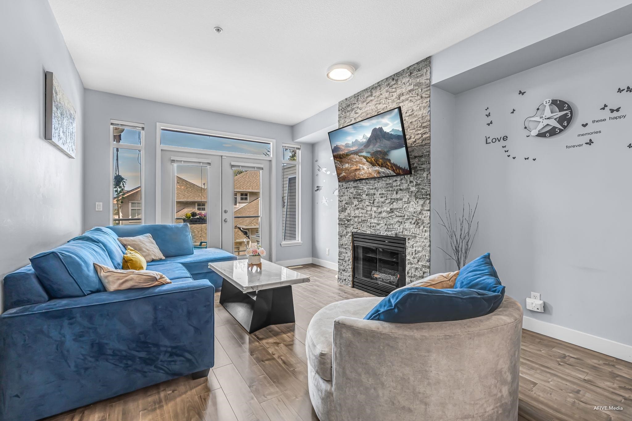 









11860


River

Road, 43,
Surrey,




BC
V3V 2V7

