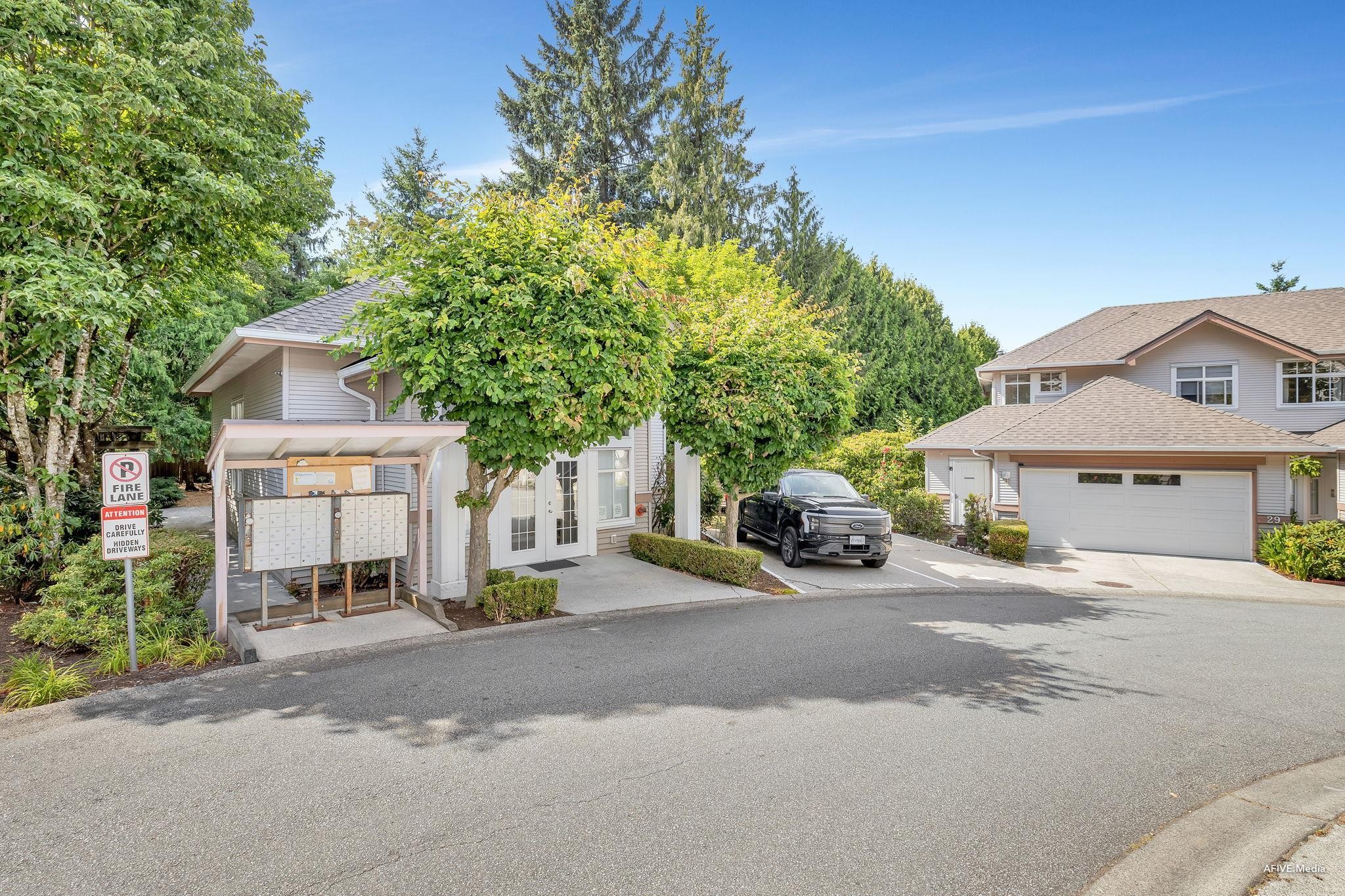 









11860


River

Road, 43,
Surrey,




BC
V3V 2V7

