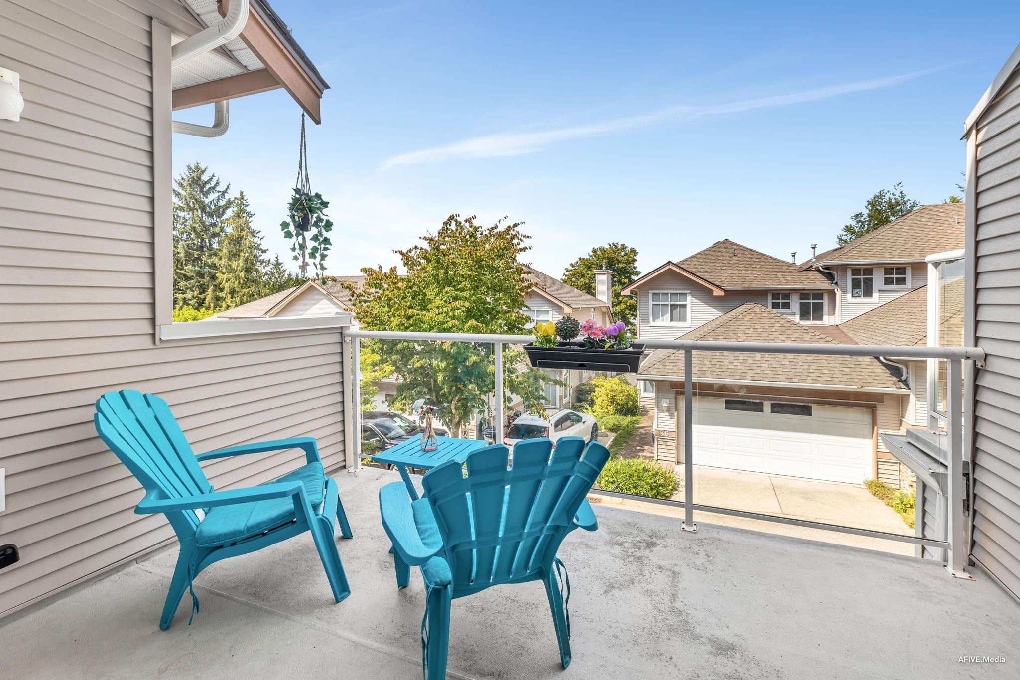 









11860


River

Road, 43,
Surrey,




BC
V3V 2V7


