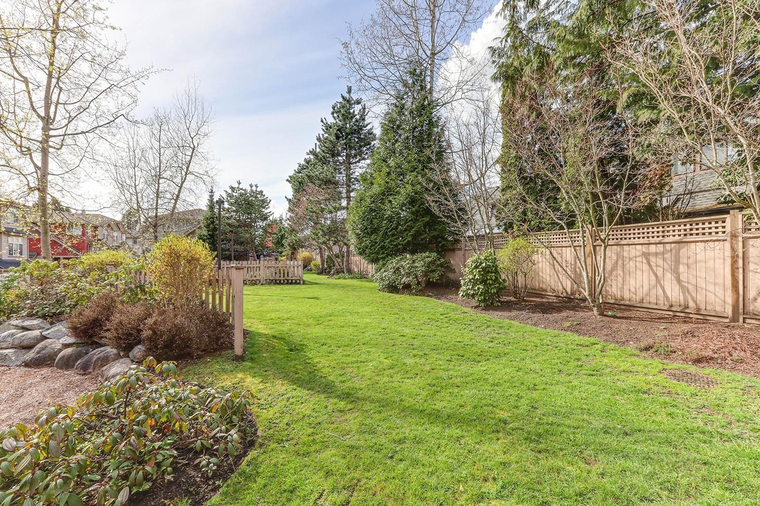 









7518


138

Street, 56,
Surrey,




BC
V3W 1S1

