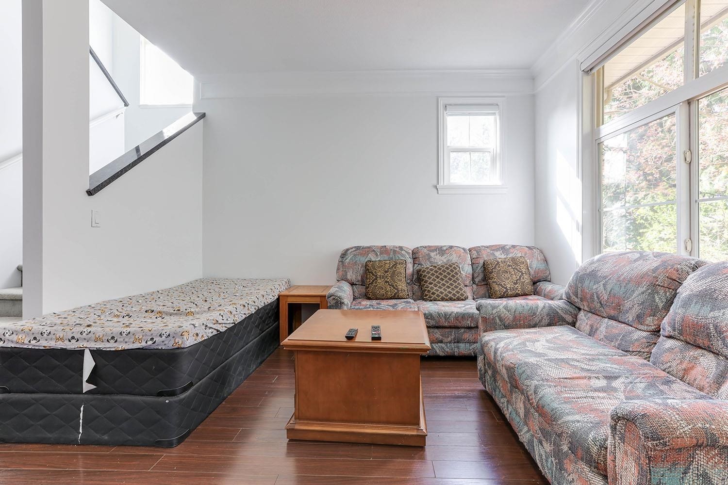 









7518


138

Street, 56,
Surrey,




BC
V3W 1S1

