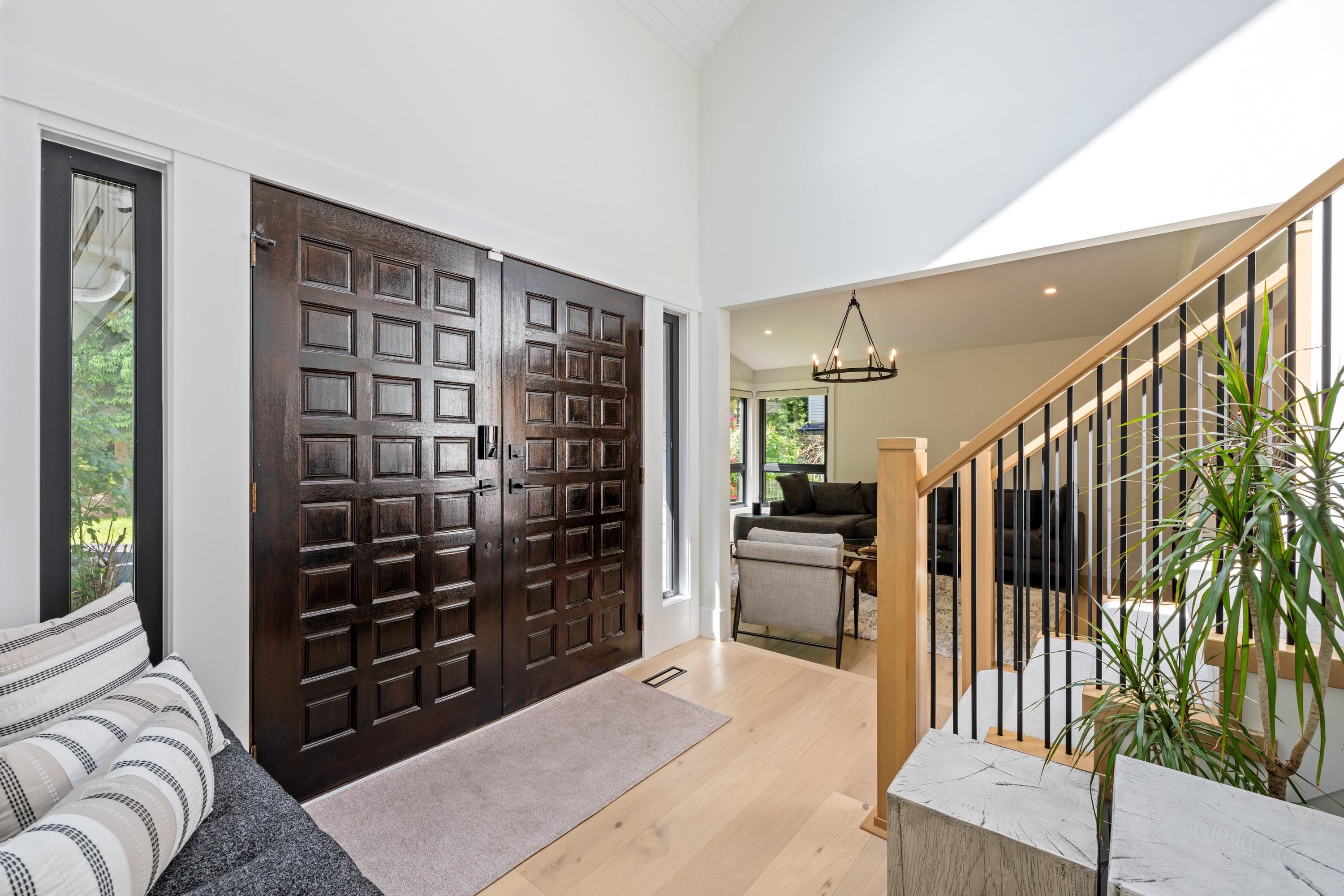 









12685


20th

Avenue,
Surrey,




BC
V4A 6J3

